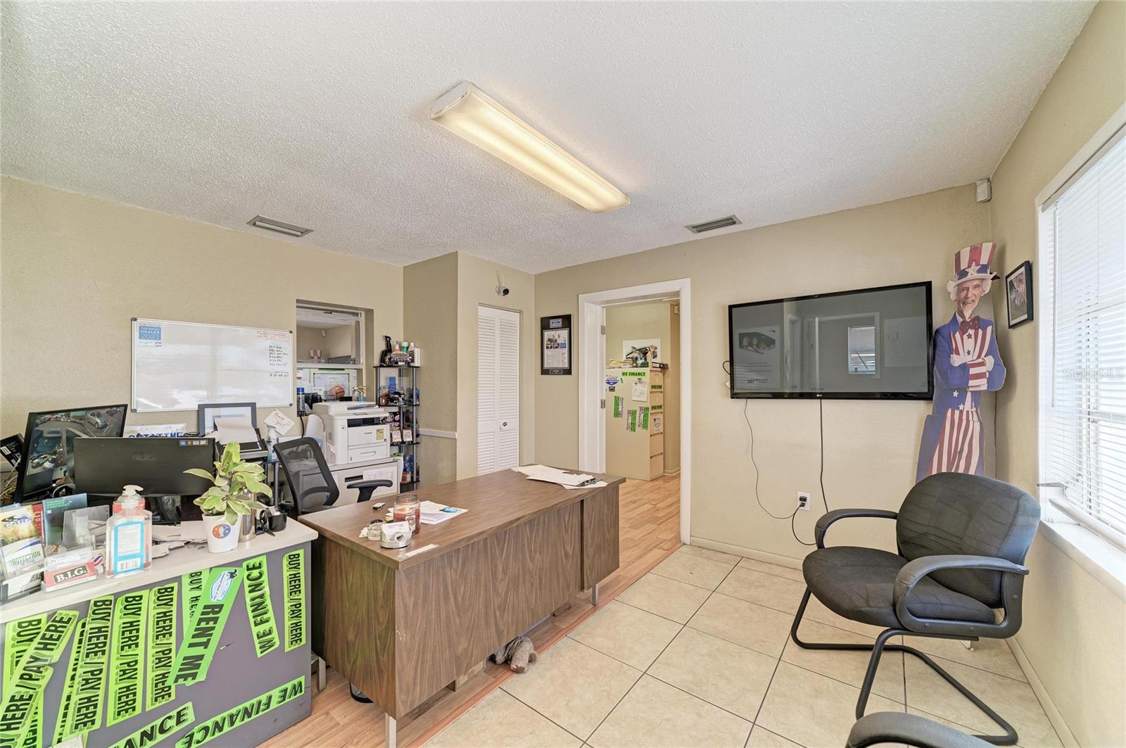 2929 9TH ST W, BRADENTON, FL — photo 10