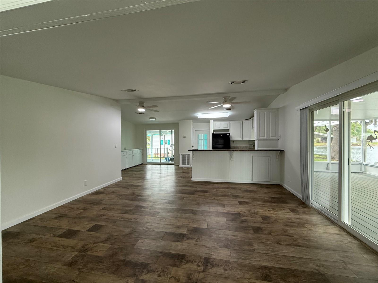 8 ROBIN RD, WILDWOOD, FL — photo 13