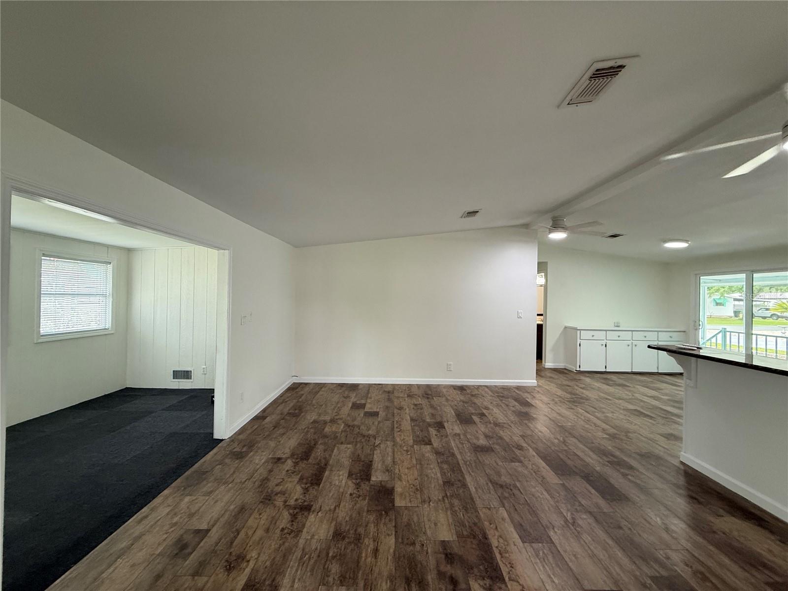 8 ROBIN RD, WILDWOOD, FL — photo 15