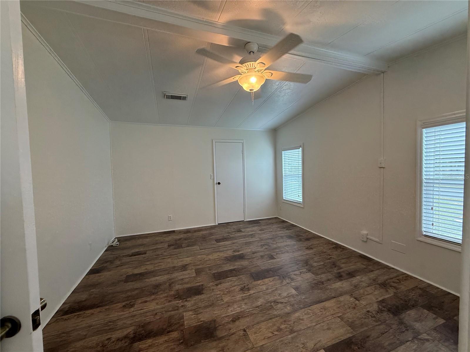 8 ROBIN RD, WILDWOOD, FL — photo 21
