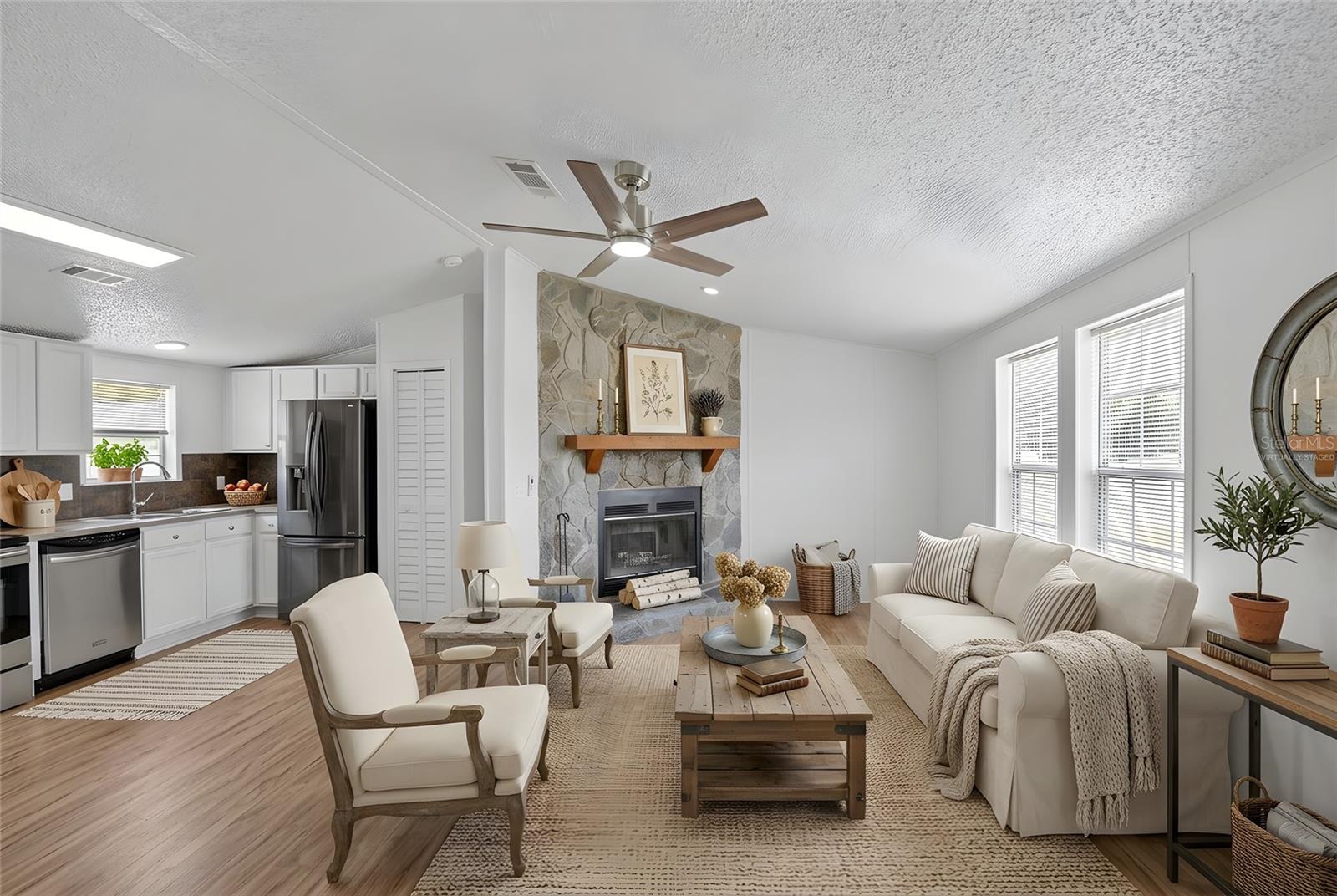 9150 WOOD TERRACE DR, TAMPA, FL — photo 18