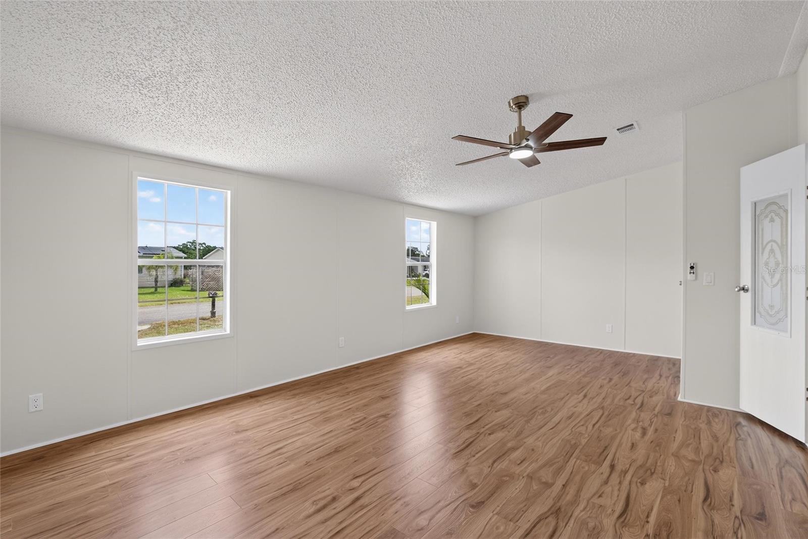 9150 WOOD TERRACE DR, TAMPA, FL — photo 23