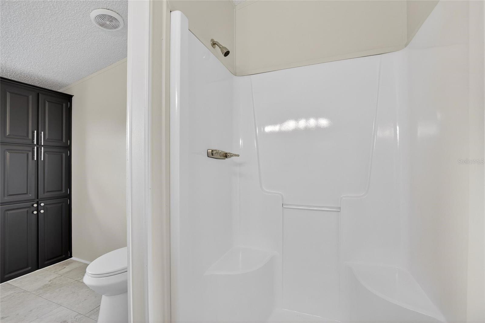 9150 WOOD TERRACE DR, TAMPA, FL — photo 29