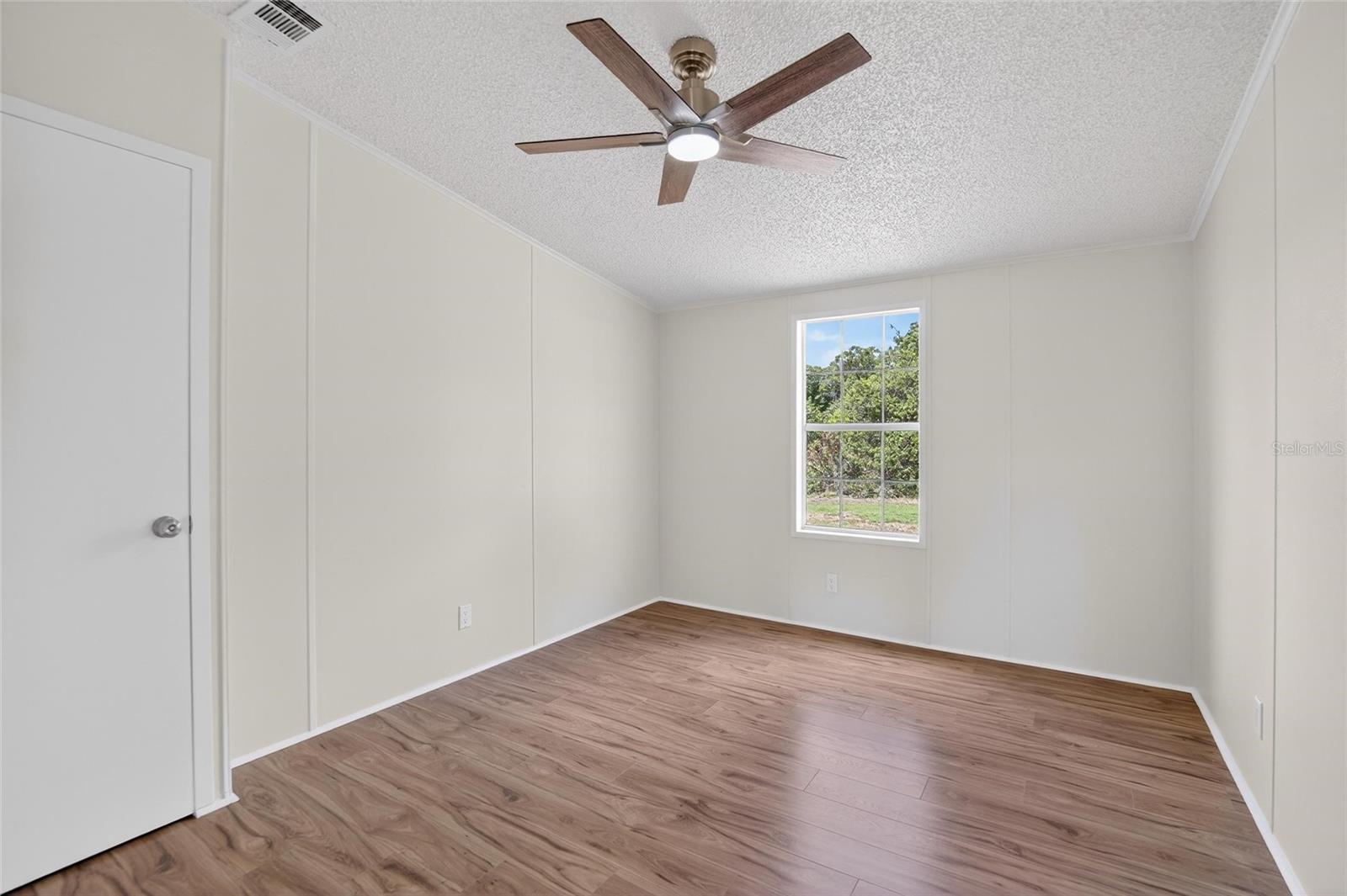 9150 WOOD TERRACE DR, TAMPA, FL — photo 32