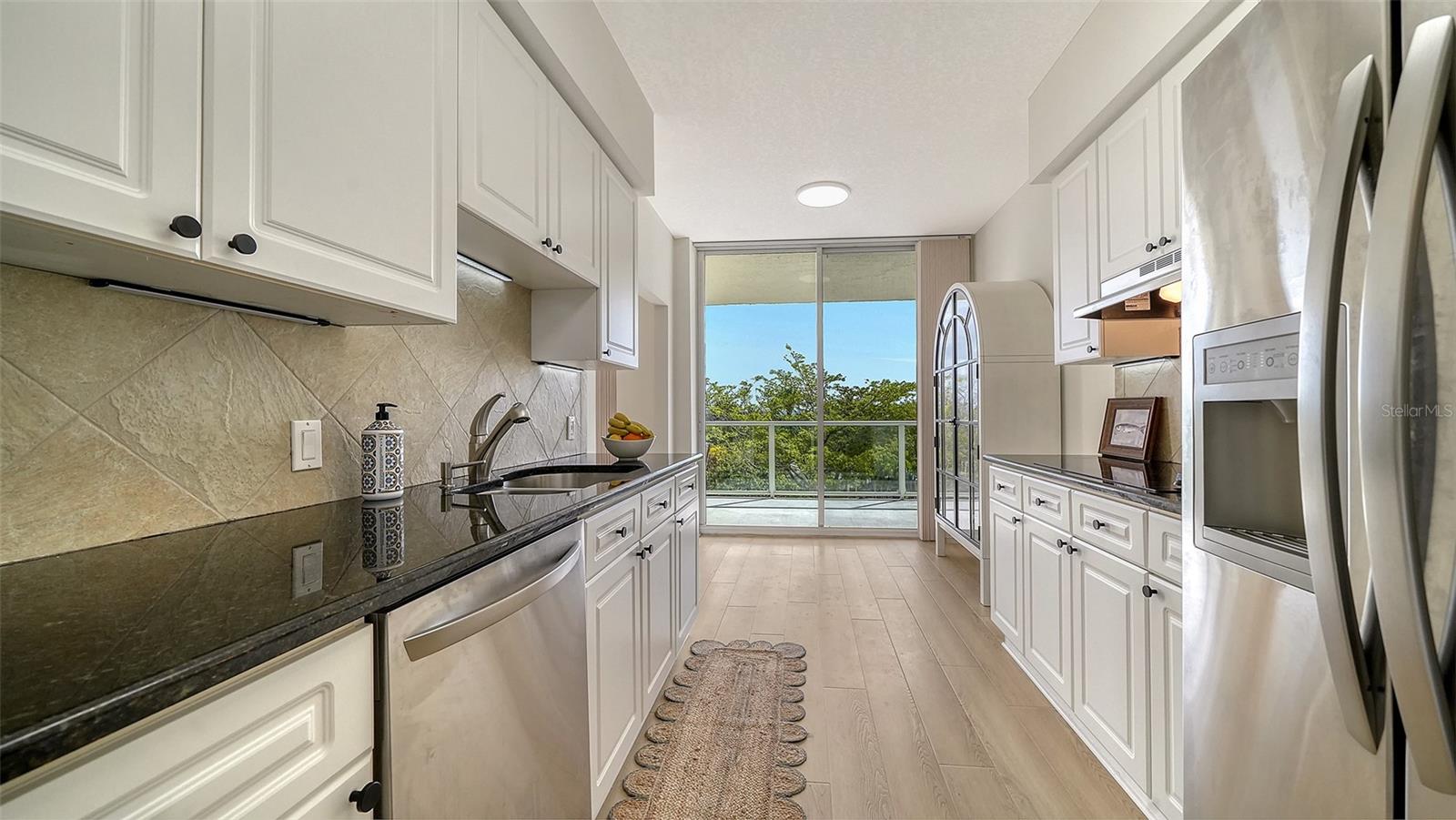 1800 BENJAMIN FRANKLIN DR #B308, SARASOTA, FL — photo 21