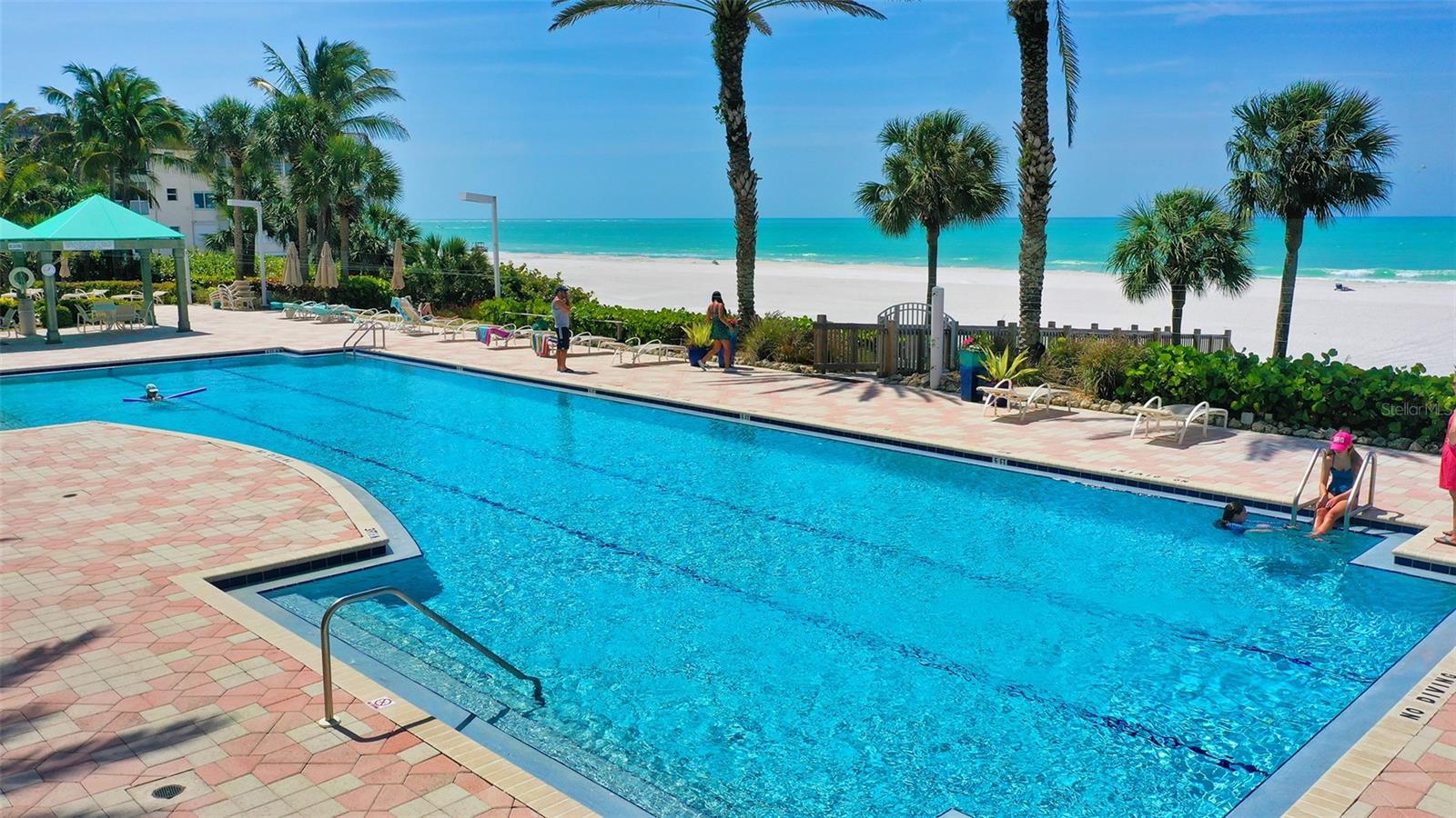 1800 BENJAMIN FRANKLIN DR #B308, SARASOTA, FL — photo 41