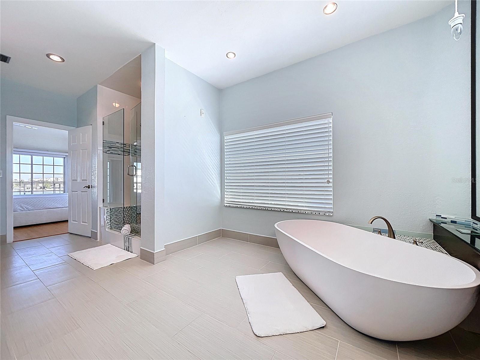 8485 BLIND PASS DR, TREASURE ISLAND, FL — photo 28