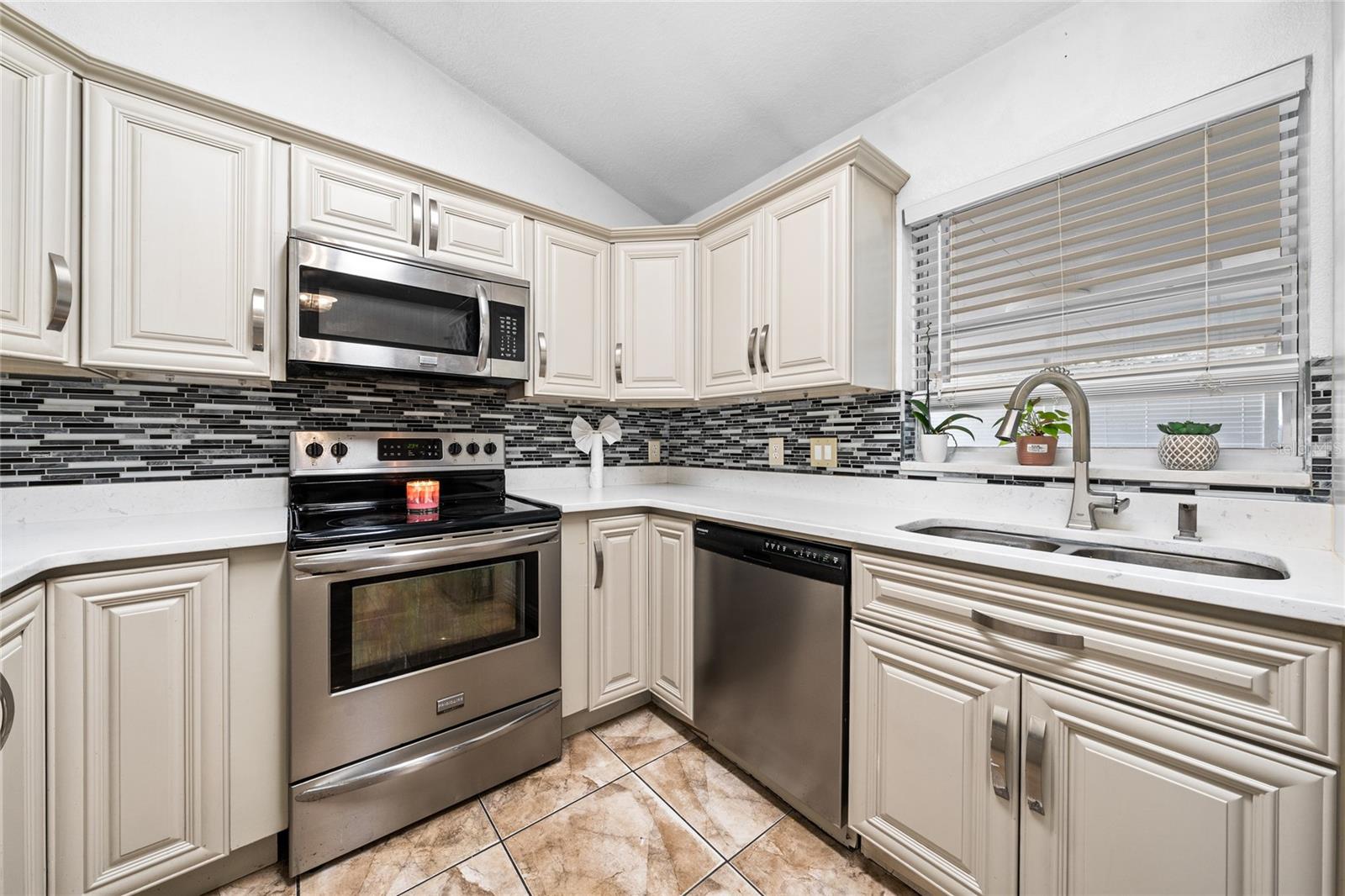 10618 REAGANS RUN DR, CLERMONT, FL — photo 25