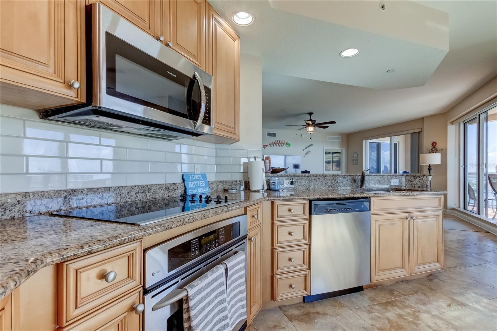 521 MANDALAY AVE #1109, CLEARWATER BEACH, FL — photo 17