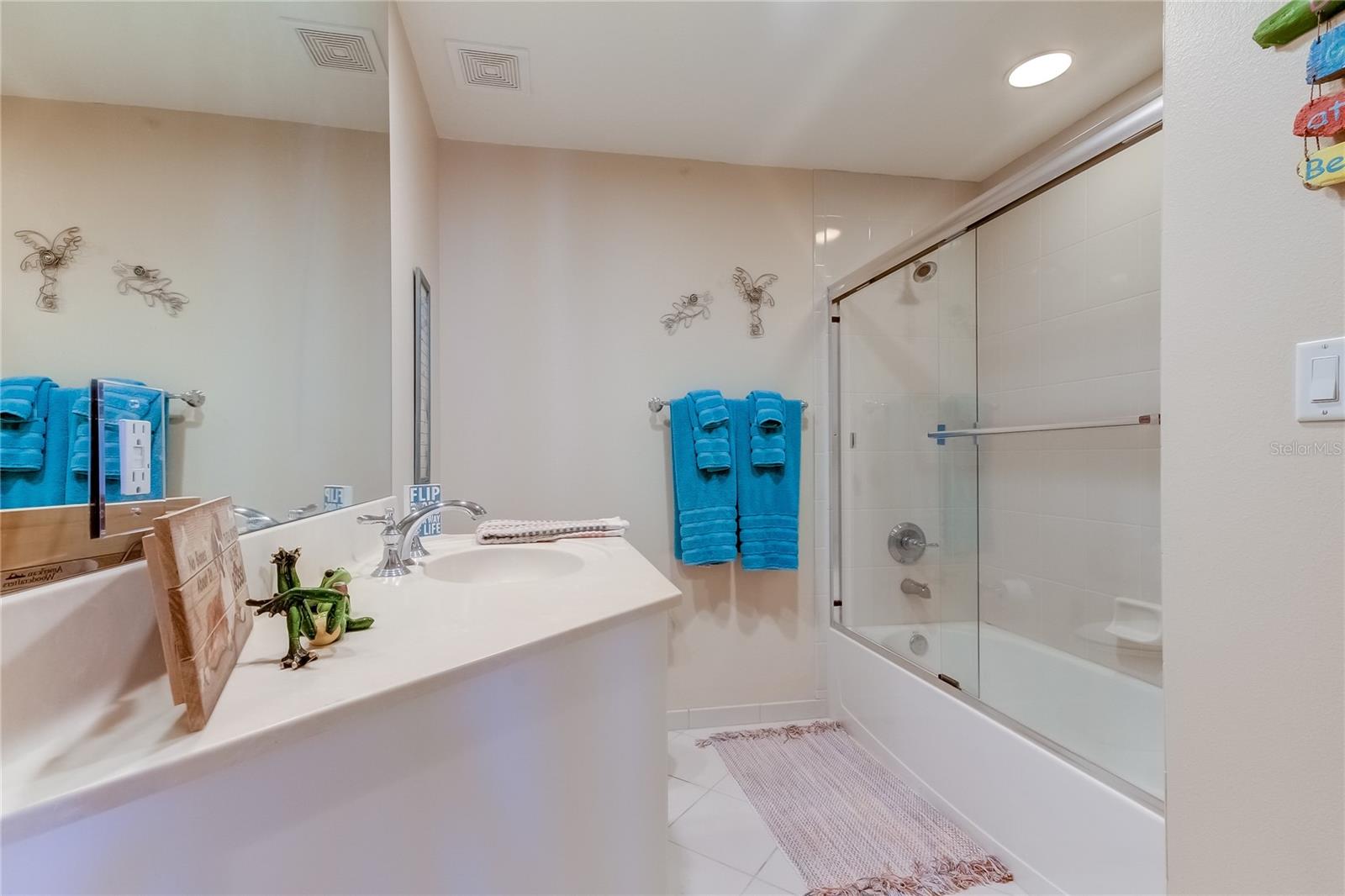 521 MANDALAY AVE #1109, CLEARWATER BEACH, FL — photo 19
