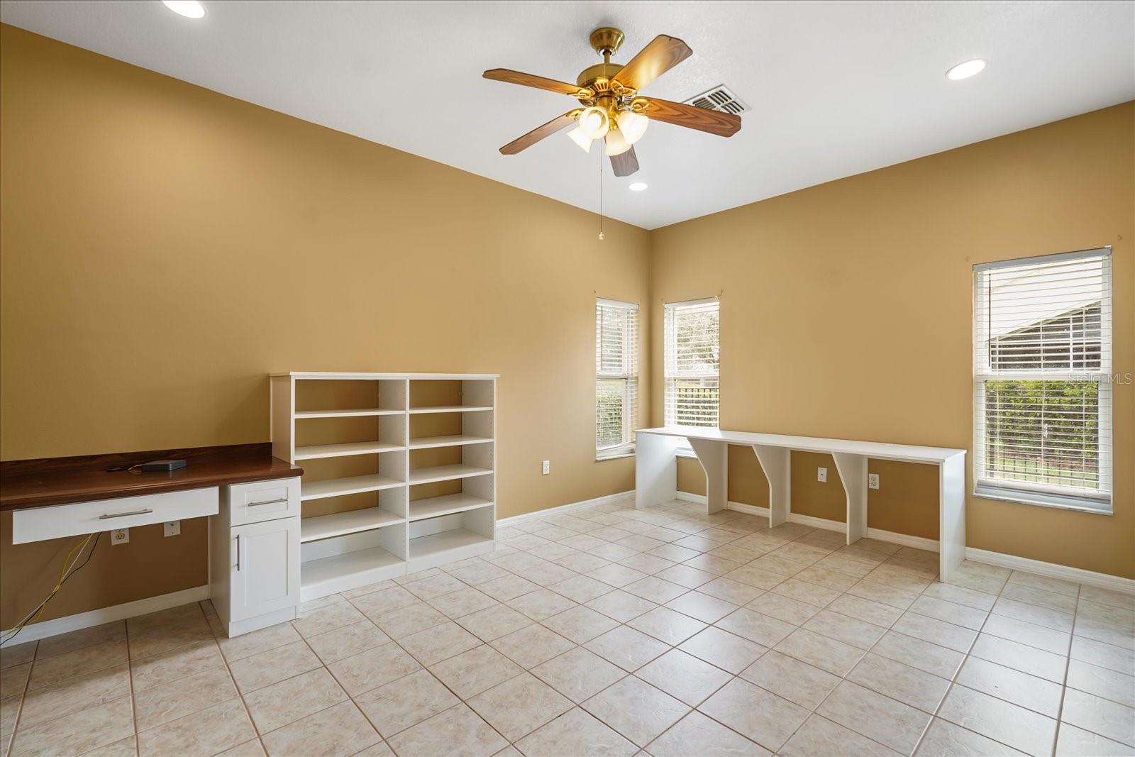 244 LARGO DR, KISSIMMEE, FL — photo 18