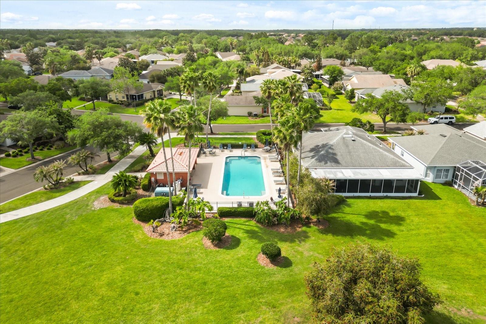 244 LARGO DR, KISSIMMEE, FL — photo 37