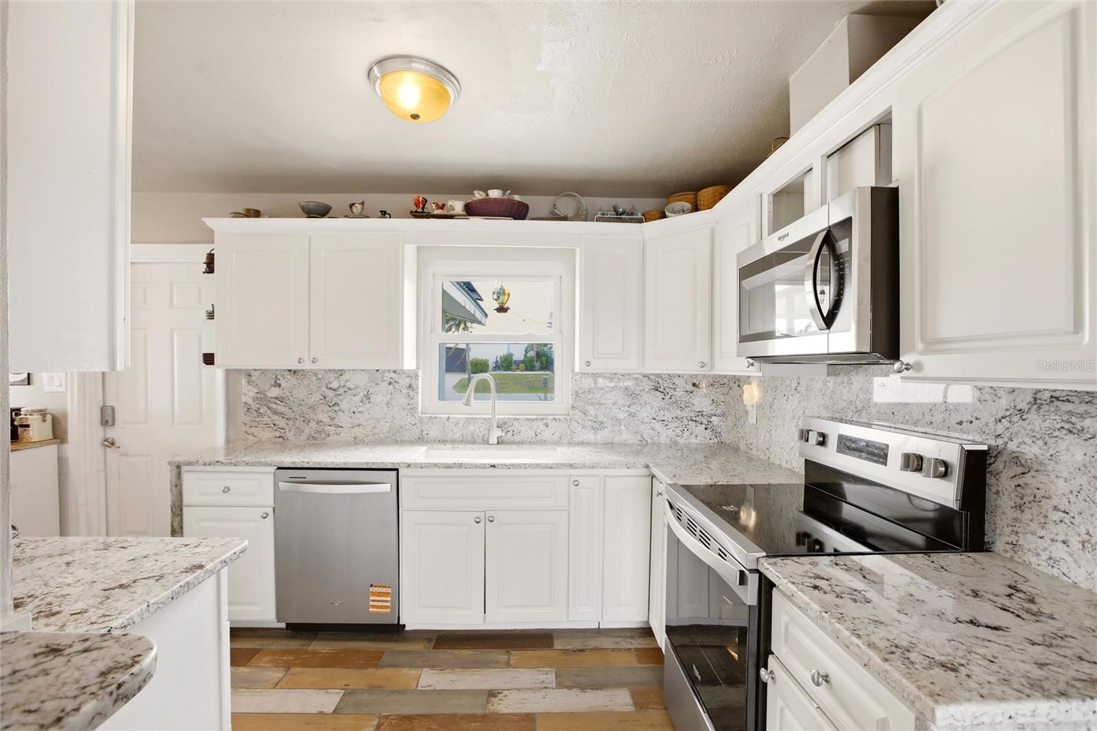 165 W TARPON BLVD NW, PORT CHARLOTTE, FL — photo 16