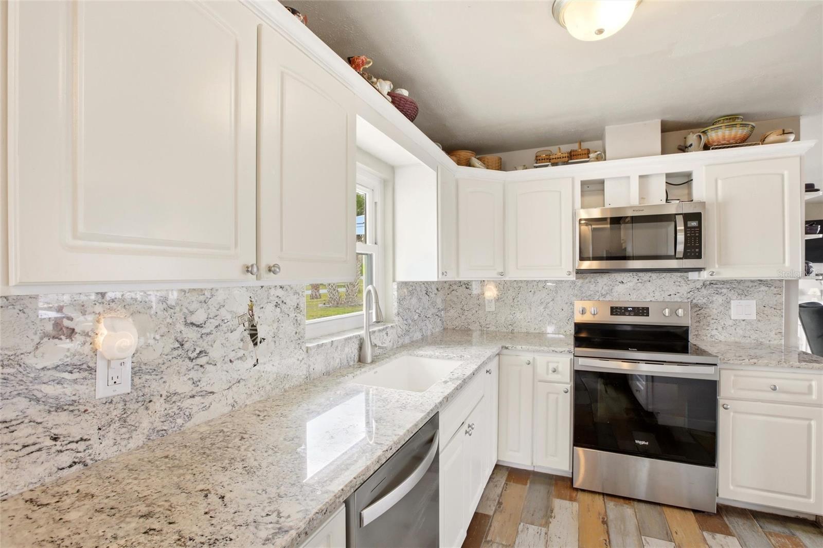 165 W TARPON BLVD NW, PORT CHARLOTTE, FL — photo 17