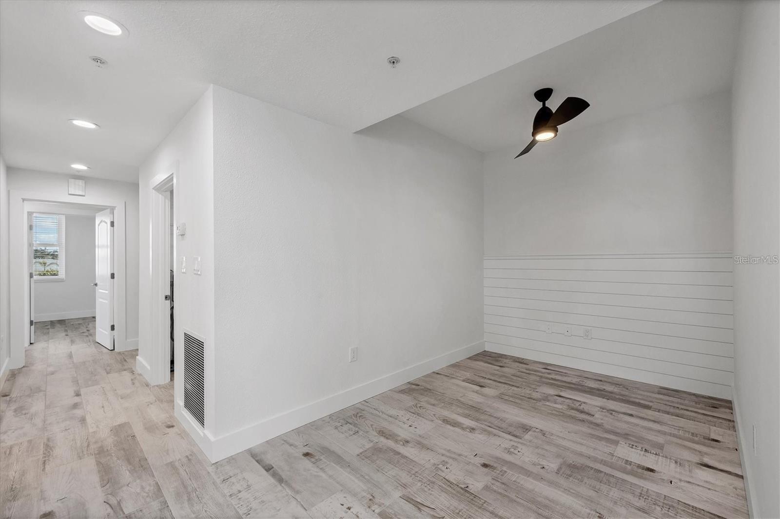 9203 GRIGGS RD #204, ENGLEWOOD, FL — photo 11