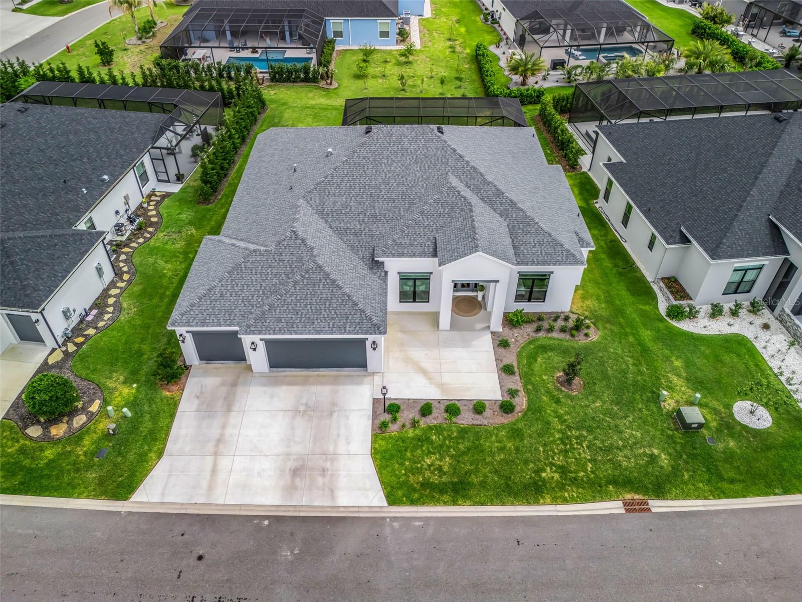 7095 JENNINGS CT, THE VILLAGES, FL — photo 9
