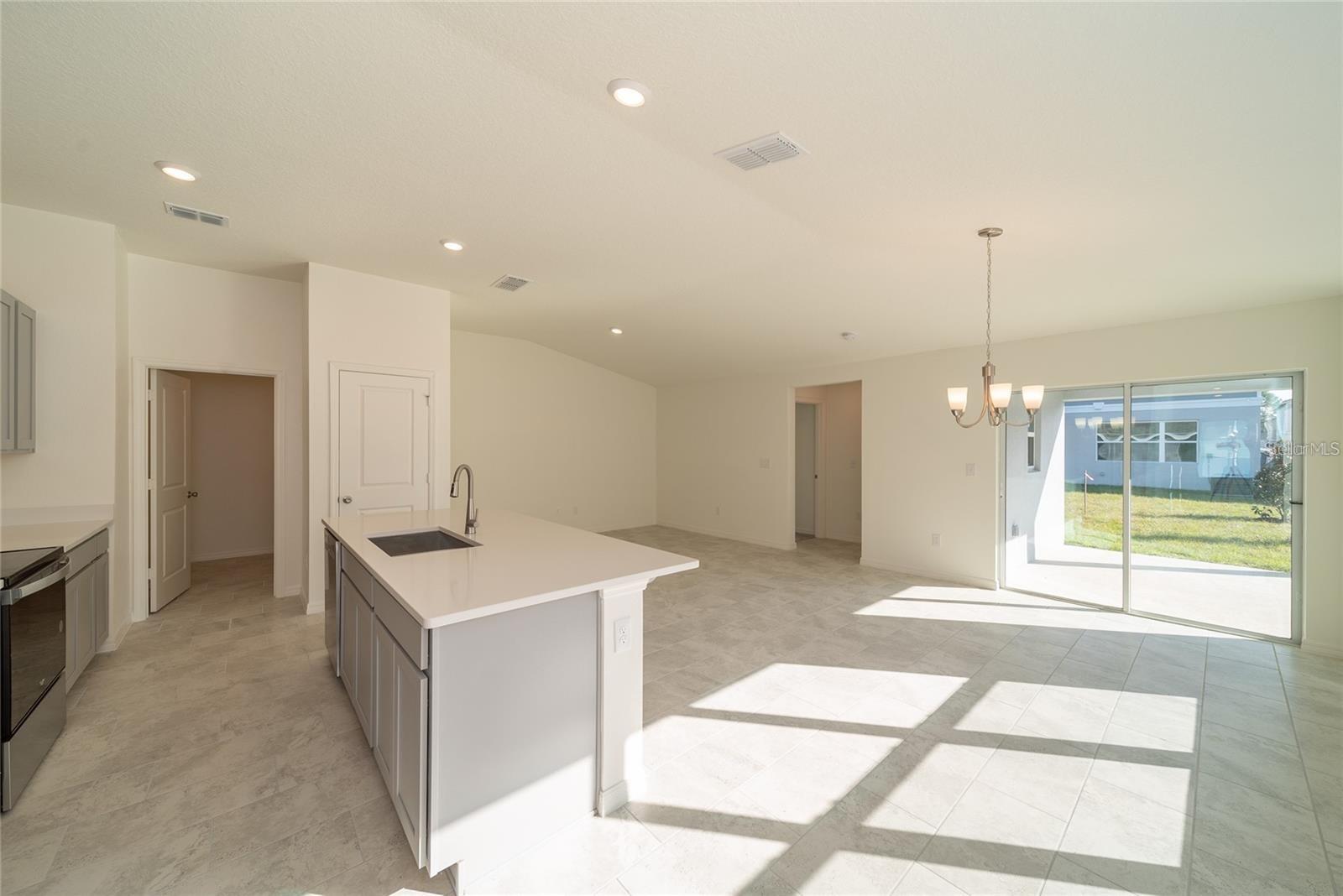 2798 SANCTUARY DR, CLERMONT, FL — photo 9