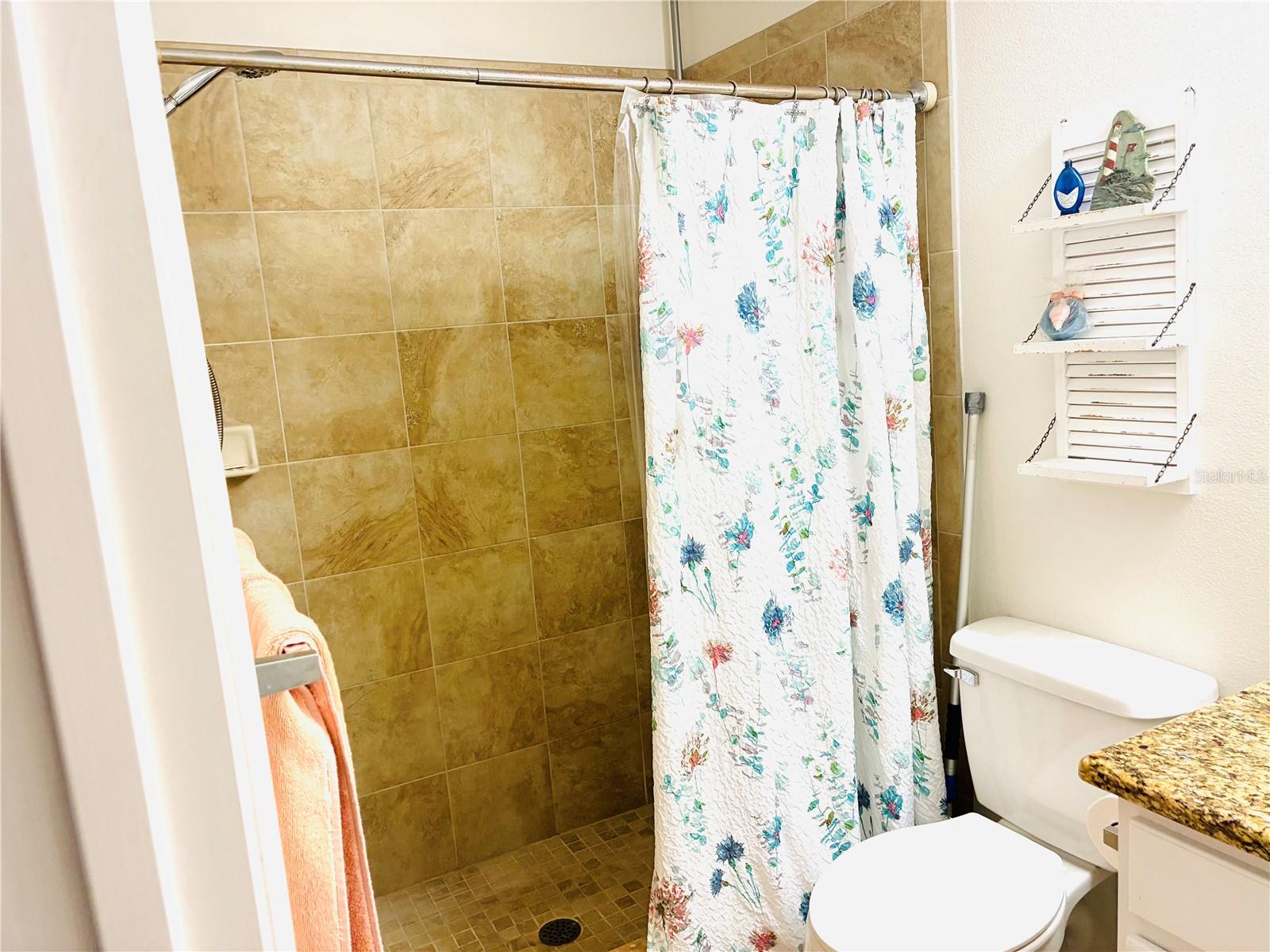 40551 E 5TH AVE, UMATILLA, FL — photo 17