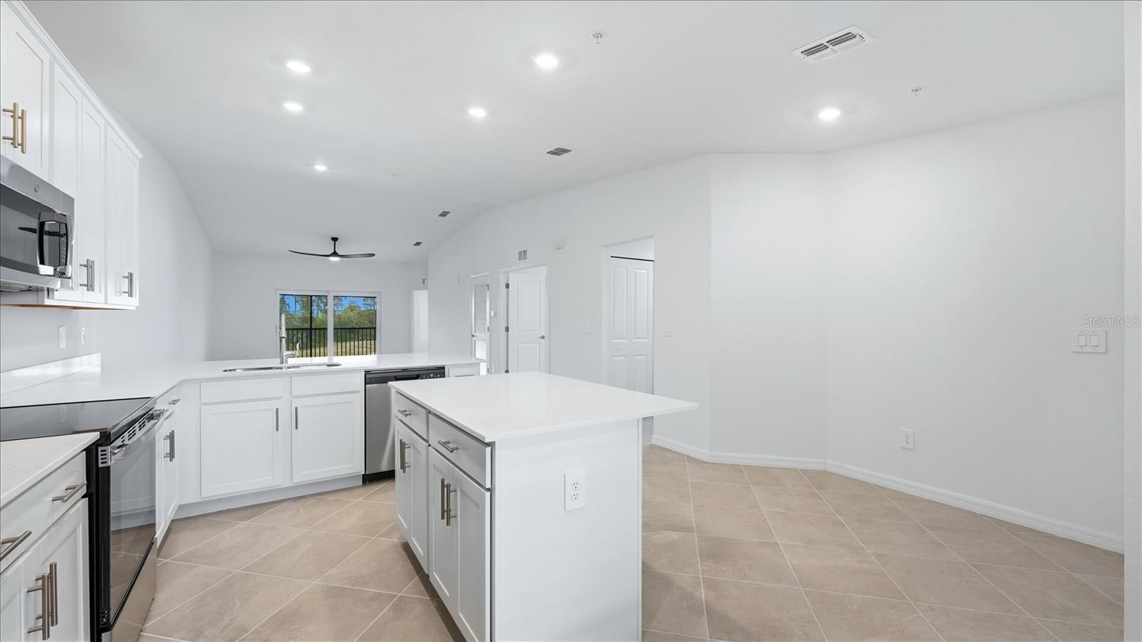 17475 OPAL SAND DR #208, VENICE, FL — photo 8