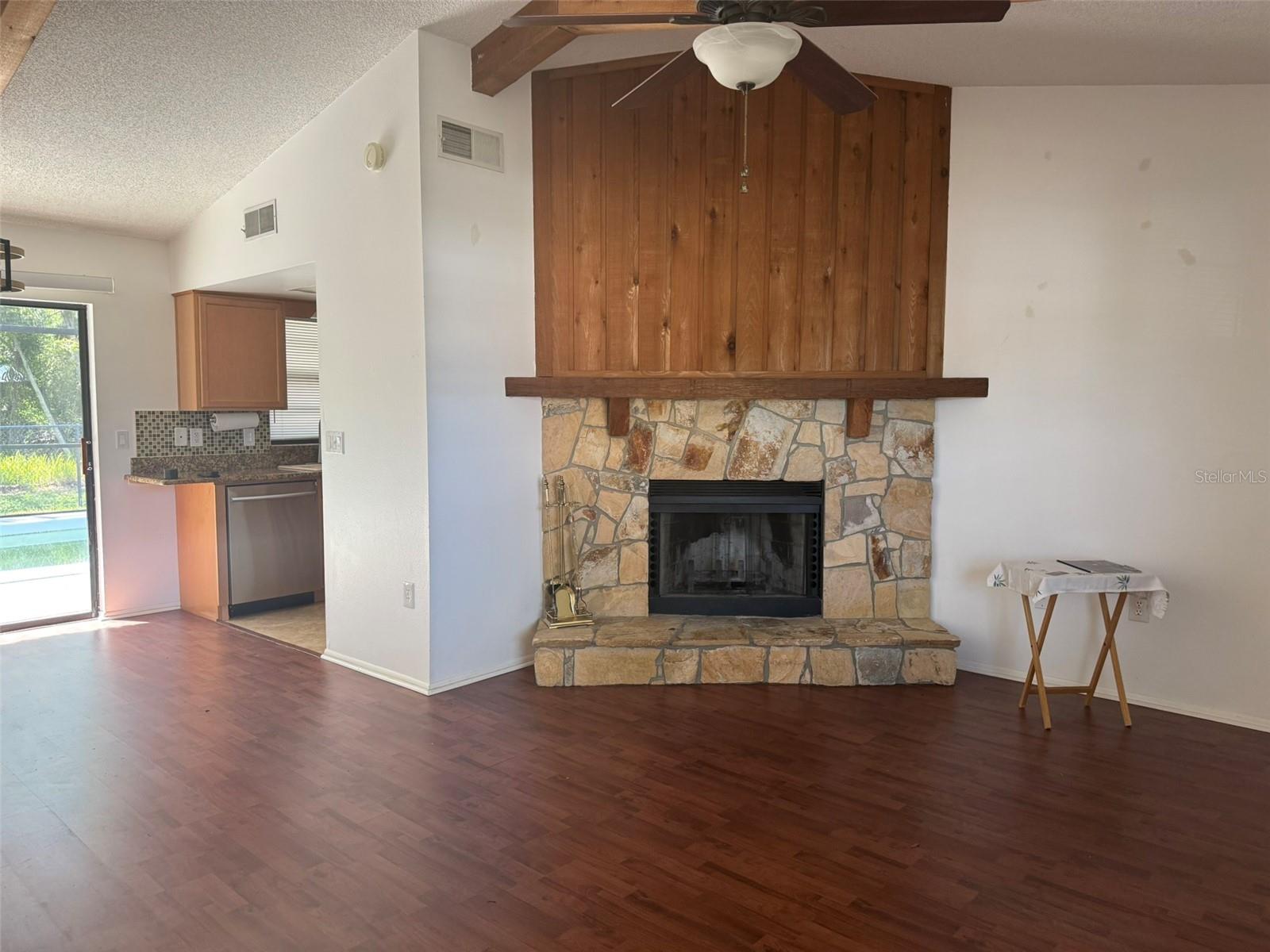 2332 SEWARD DR, SARASOTA, FL — photo 4