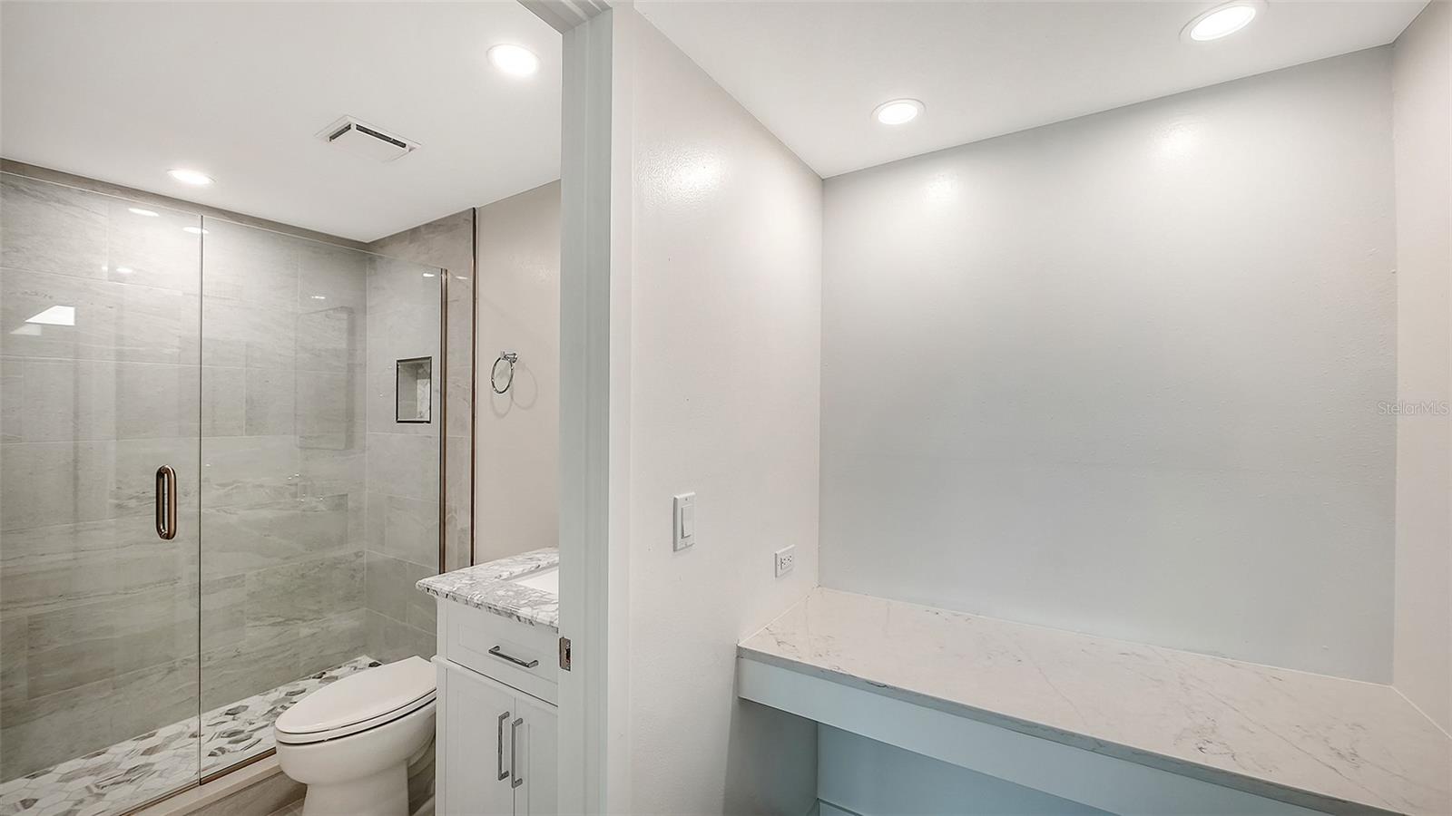 1000 LONGBOAT CLUB RD #304, LONGBOAT KEY, FL — photo 28