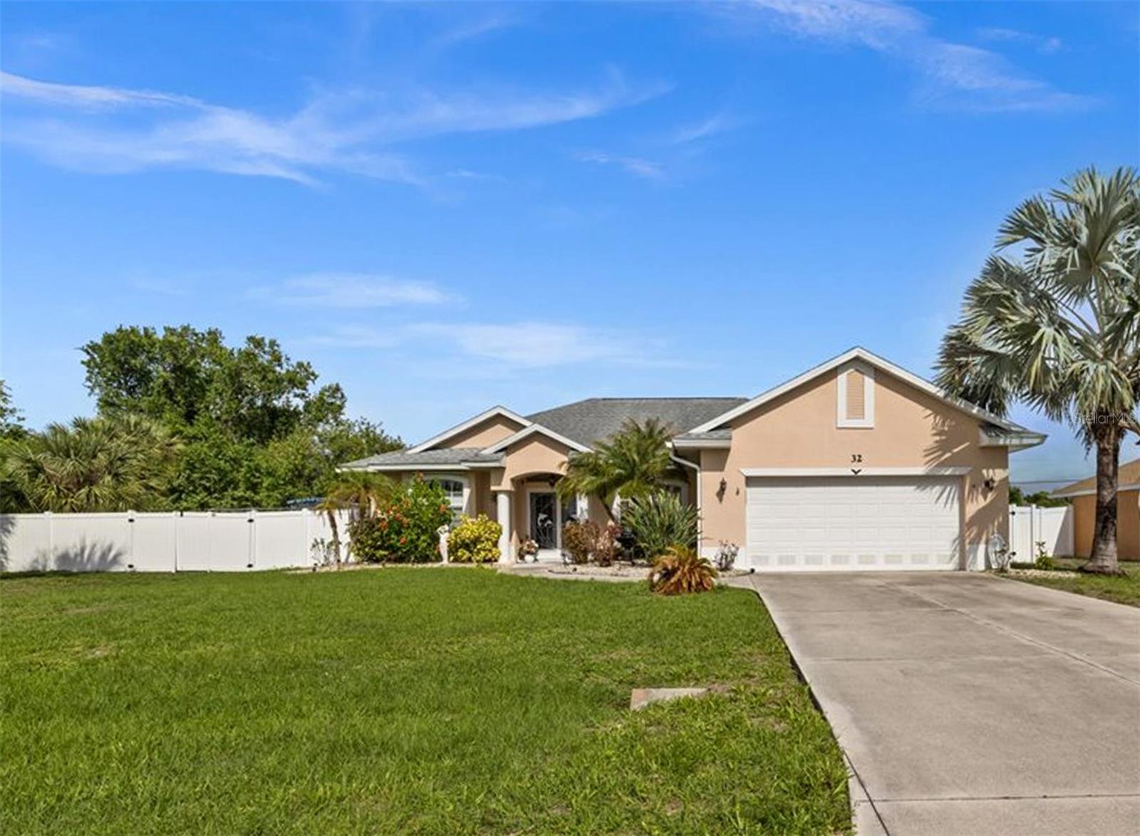 32 ORLANDO BLVD, PORT CHARLOTTE, FL