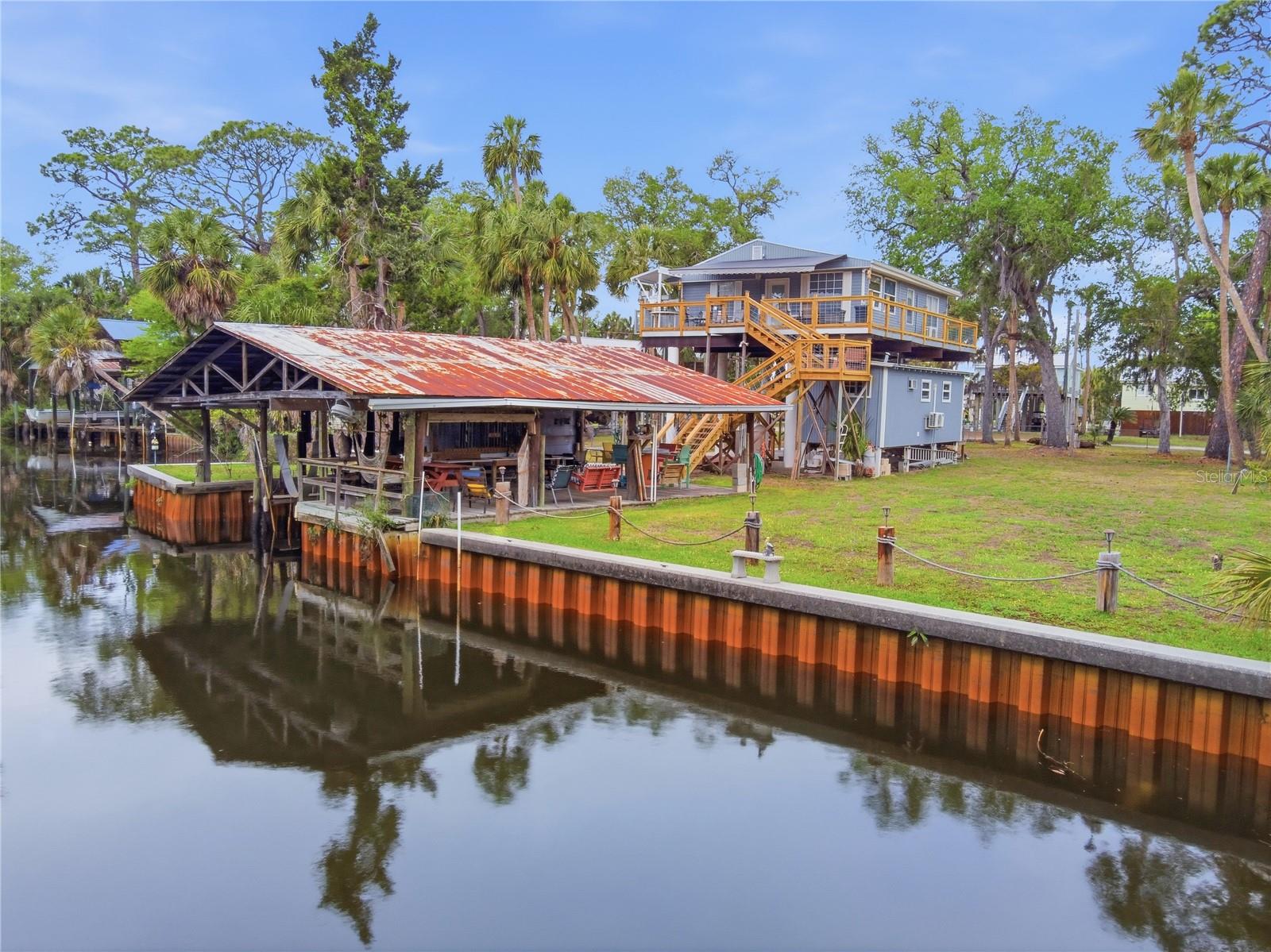 547 SE 205TH ST, SUWANNEE, FL