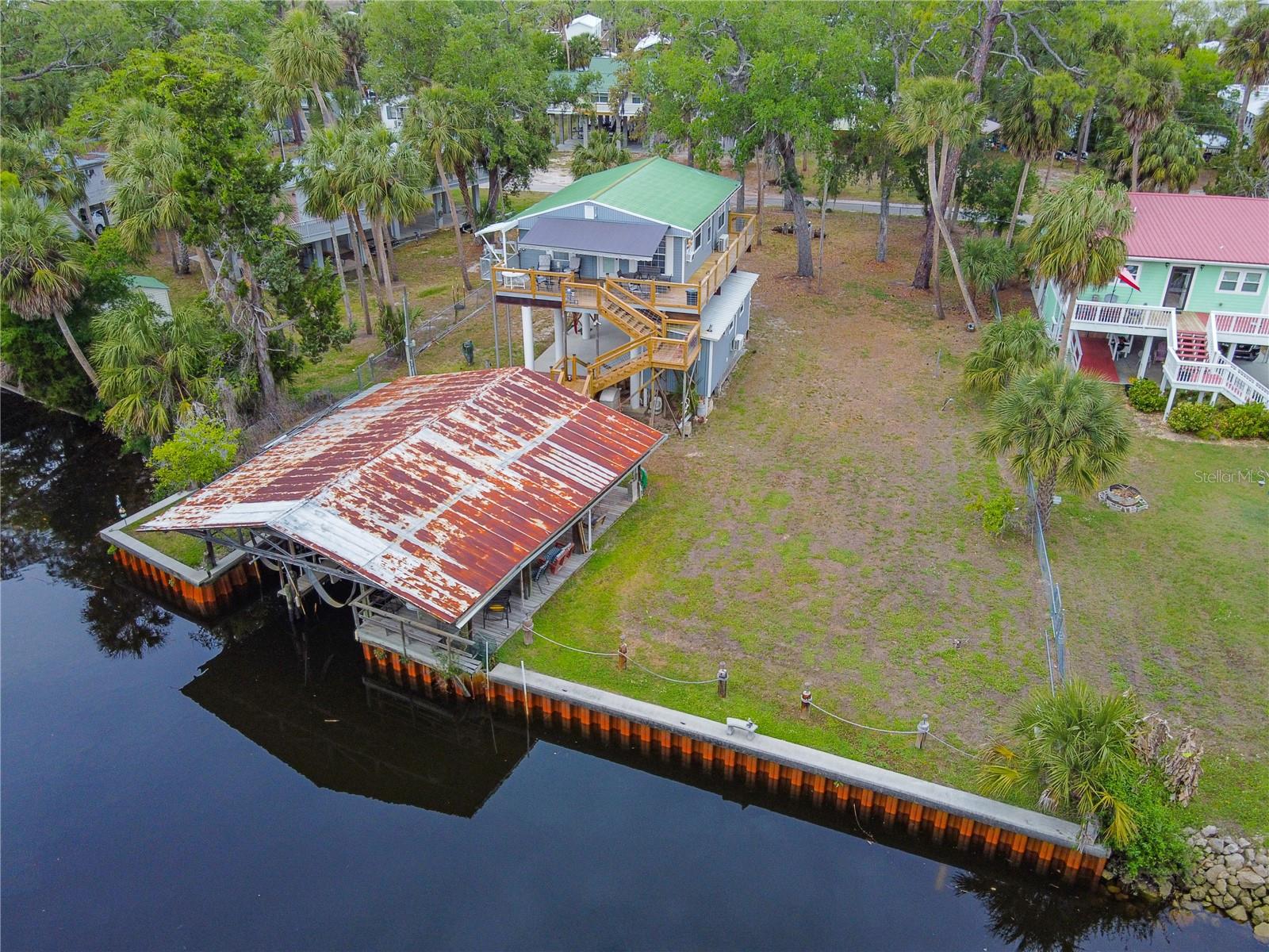 547 SE 205TH ST, SUWANNEE, FL — photo 21