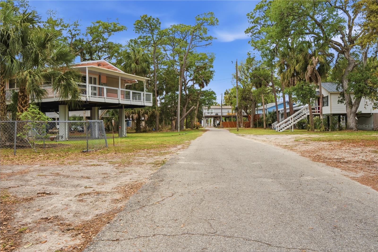 547 SE 205TH ST, SUWANNEE, FL — photo 88