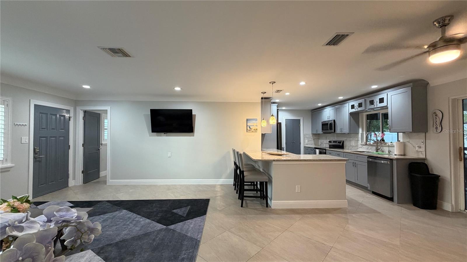 3435 OVERLOOK DR NE, ST PETERSBURG, FL — photo 34