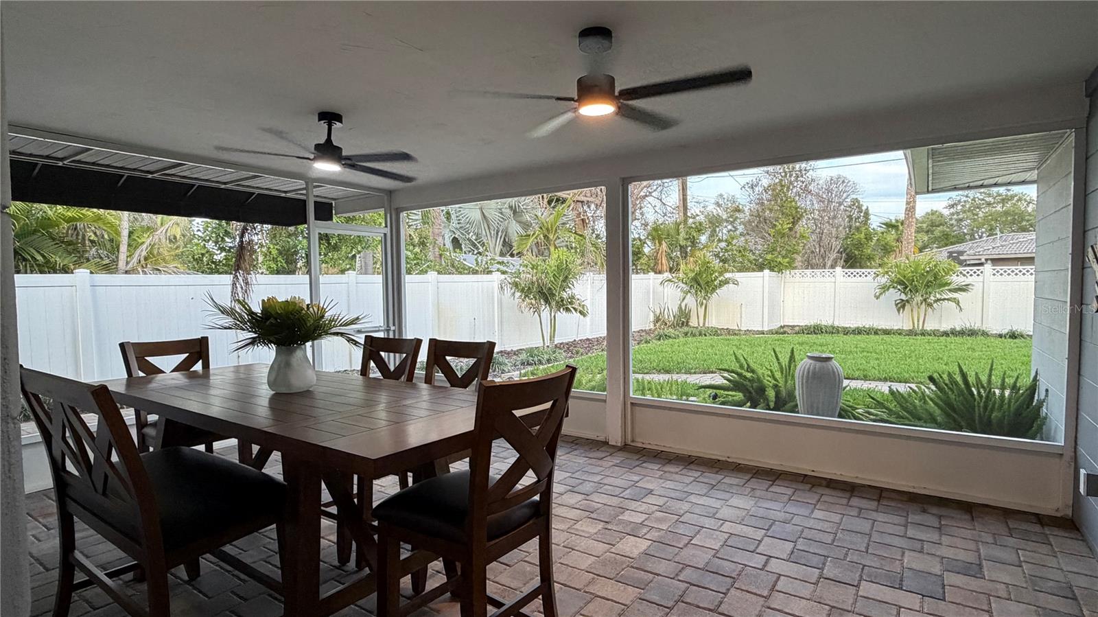 3435 OVERLOOK DR NE, ST PETERSBURG, FL — photo 39