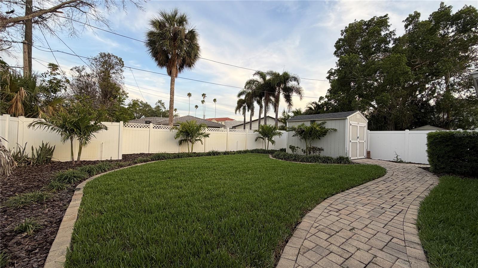 3435 OVERLOOK DR NE, ST PETERSBURG, FL — photo 42