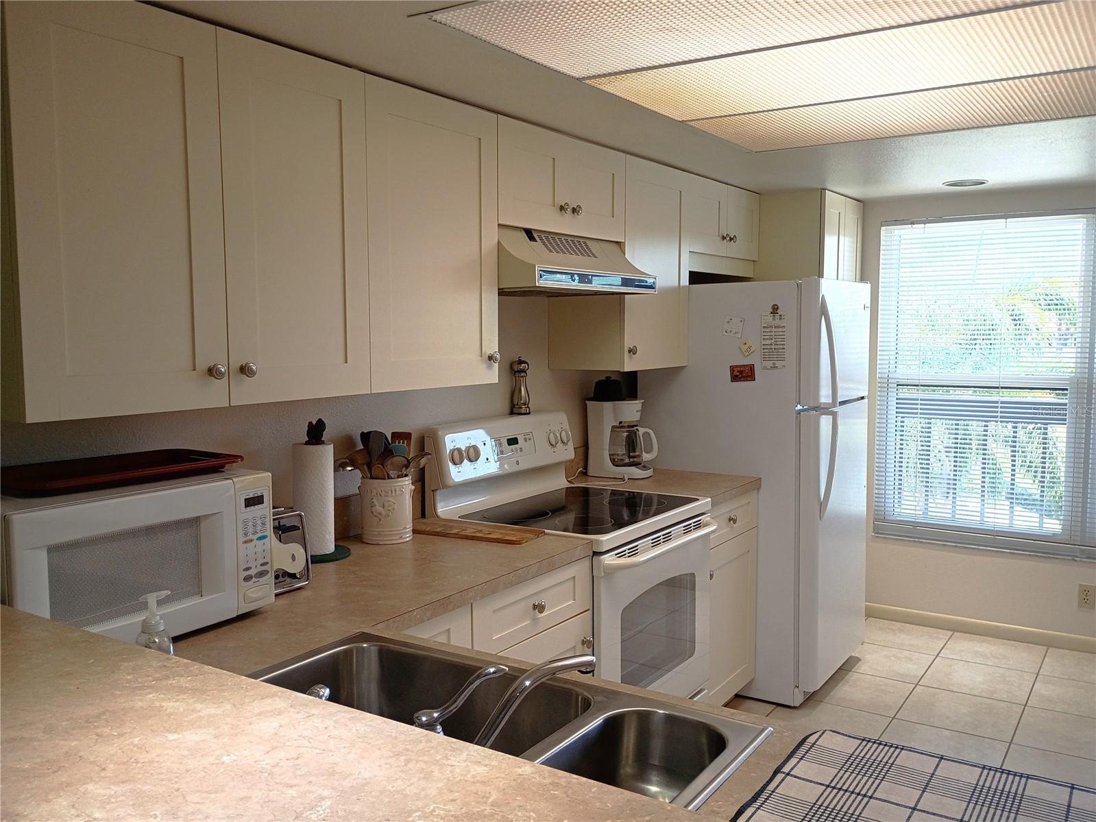 1806 MARINER DR #214, TARPON SPRINGS, FL — photo 9