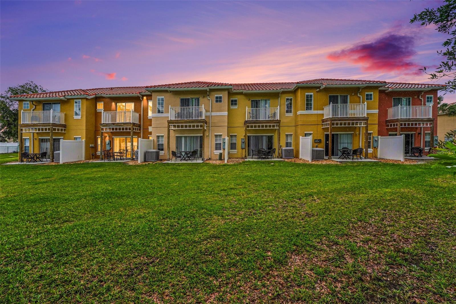 1075 PARK RIDGE CIR, KISSIMMEE, FL — photo 3