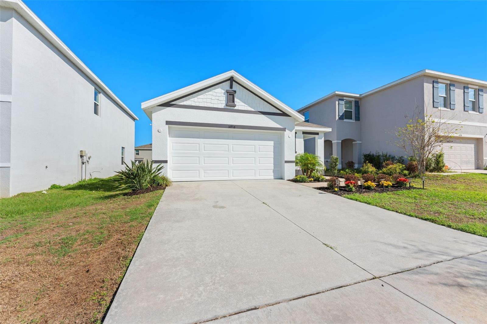 10918 TRAILING VINE DR, TAMPA, FL — photo 2