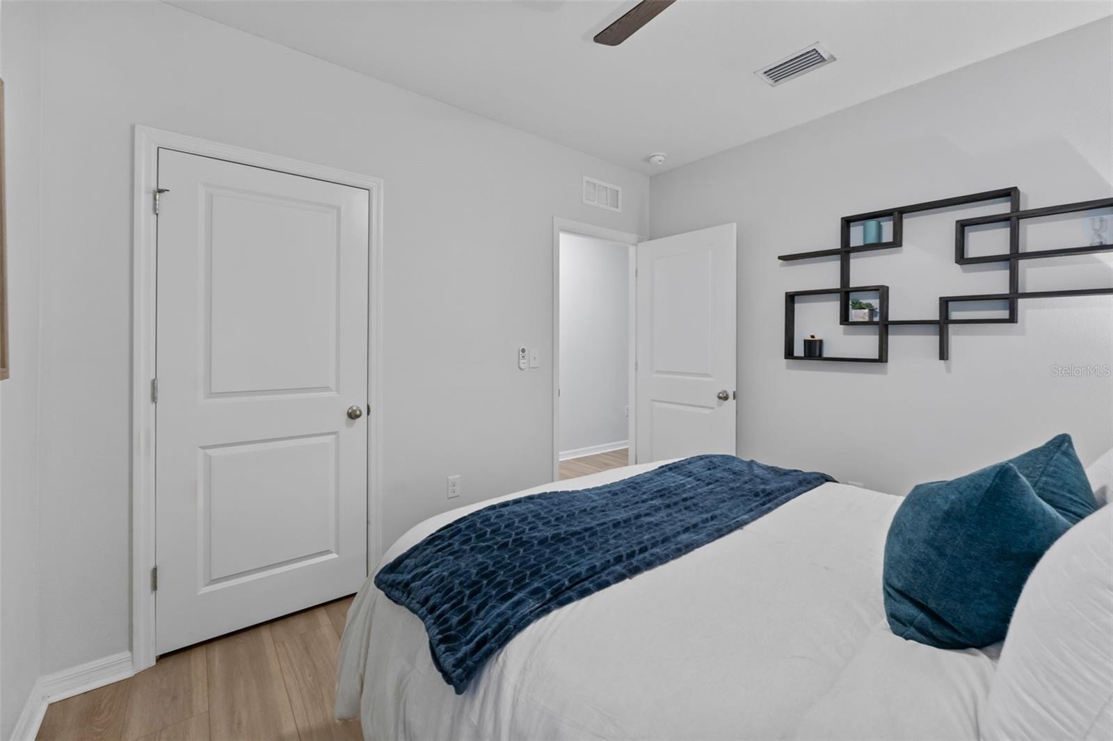 10918 TRAILING VINE DR, TAMPA, FL — photo 15