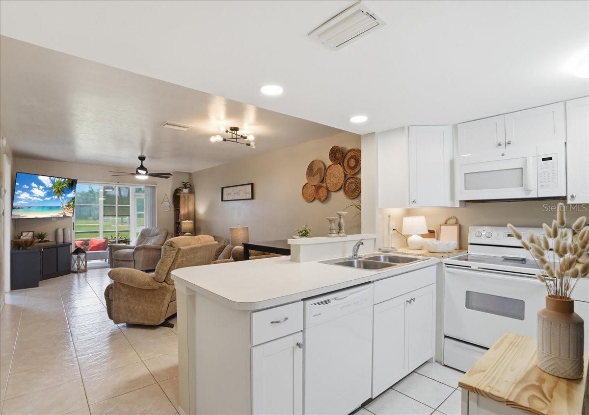 12538 SW KINGSWAY CIR #1503, LAKE SUZY, FL — photo 9