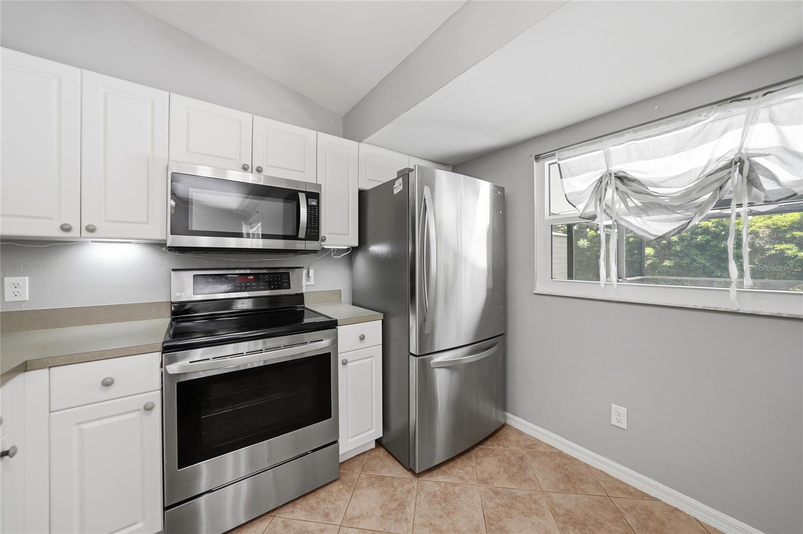 3181 SHEBOYGAN AVE, NORTH PORT, FL — photo 13