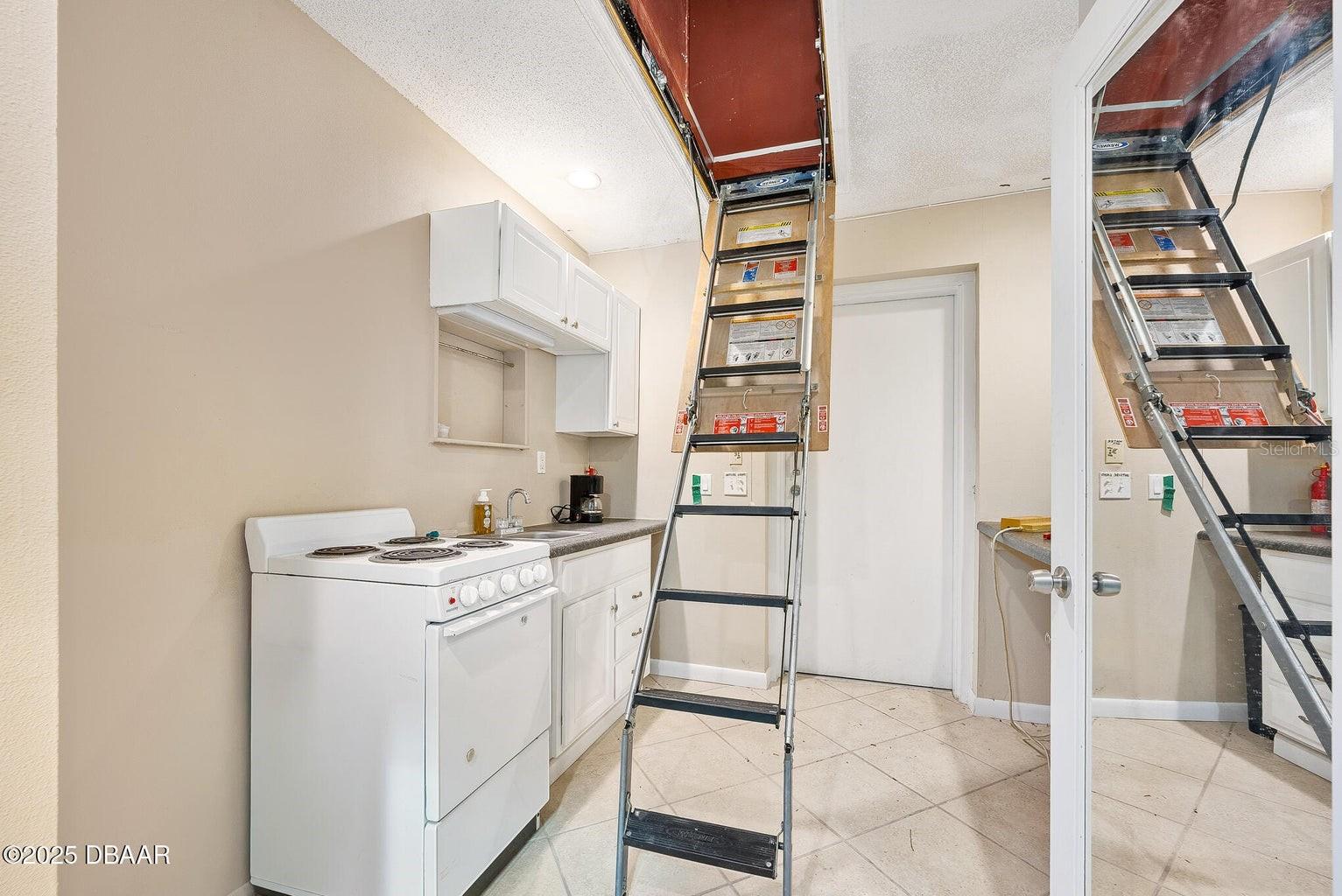 602 TOMOKA AVE, ORMOND BEACH, FL — photo 99