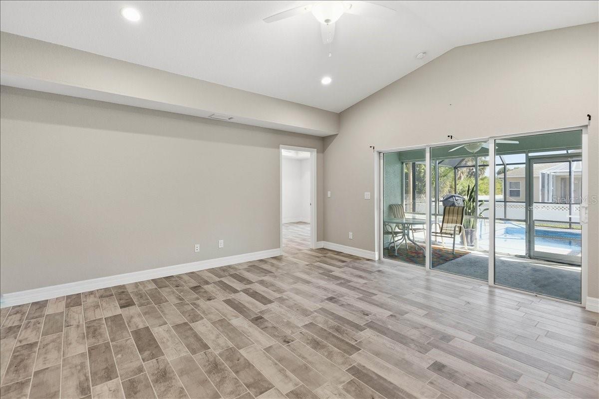 138 SUNNY WAY, ROTONDA WEST, FL — photo 16