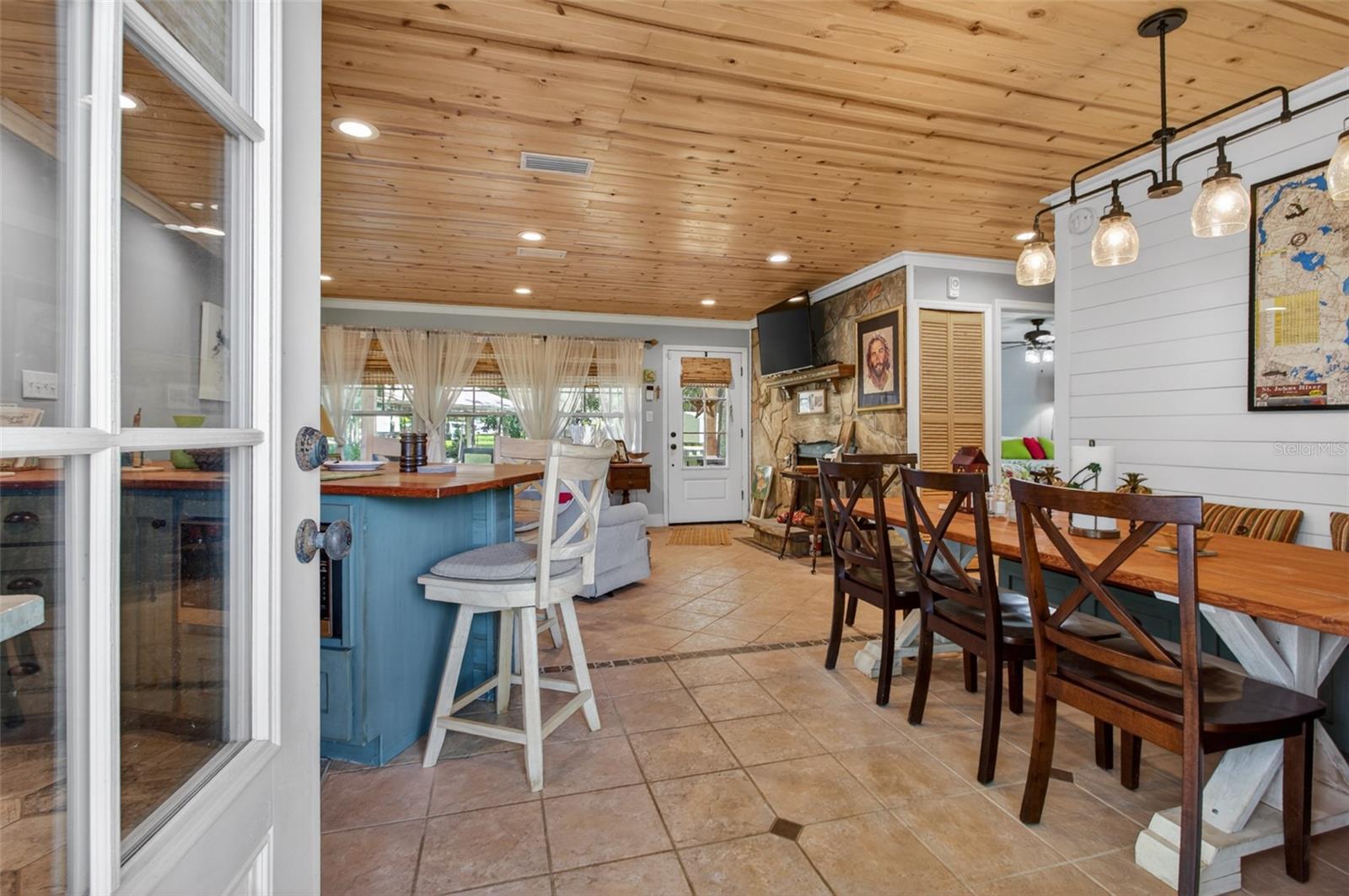 137 & 135 RIVERSIDE DR, SATSUMA, FL — photo 13