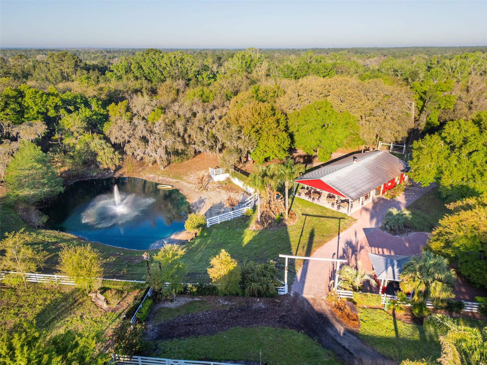 280 CAMPBELL RANCH RUN, GENEVA, FL — photo 4