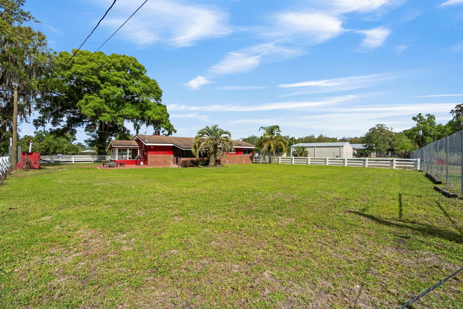 280 CAMPBELL RANCH RUN, GENEVA, FL — photo 66