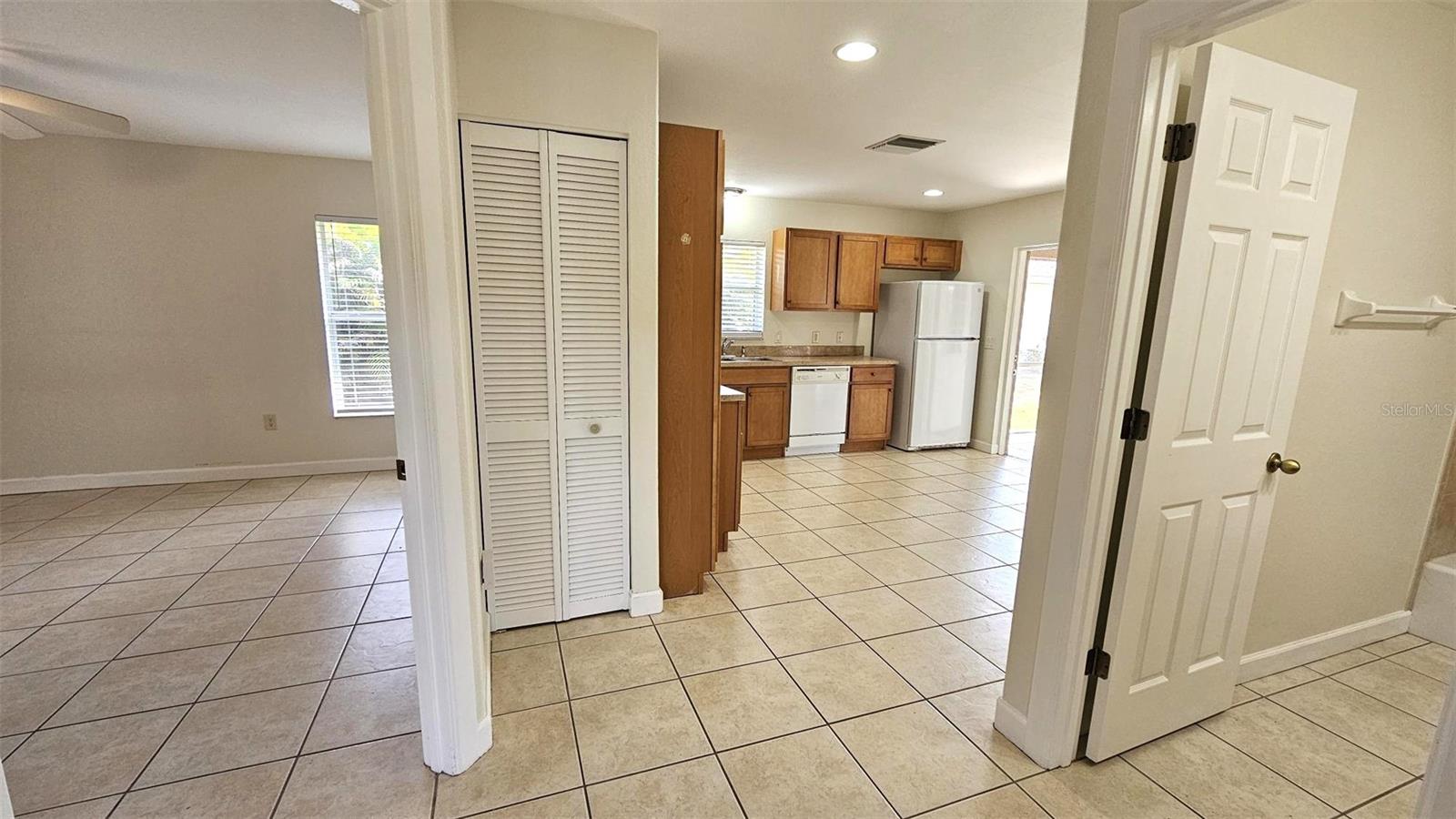 309 BOUNDARY BLVD #B, ROTONDA WEST, FL — photo 6