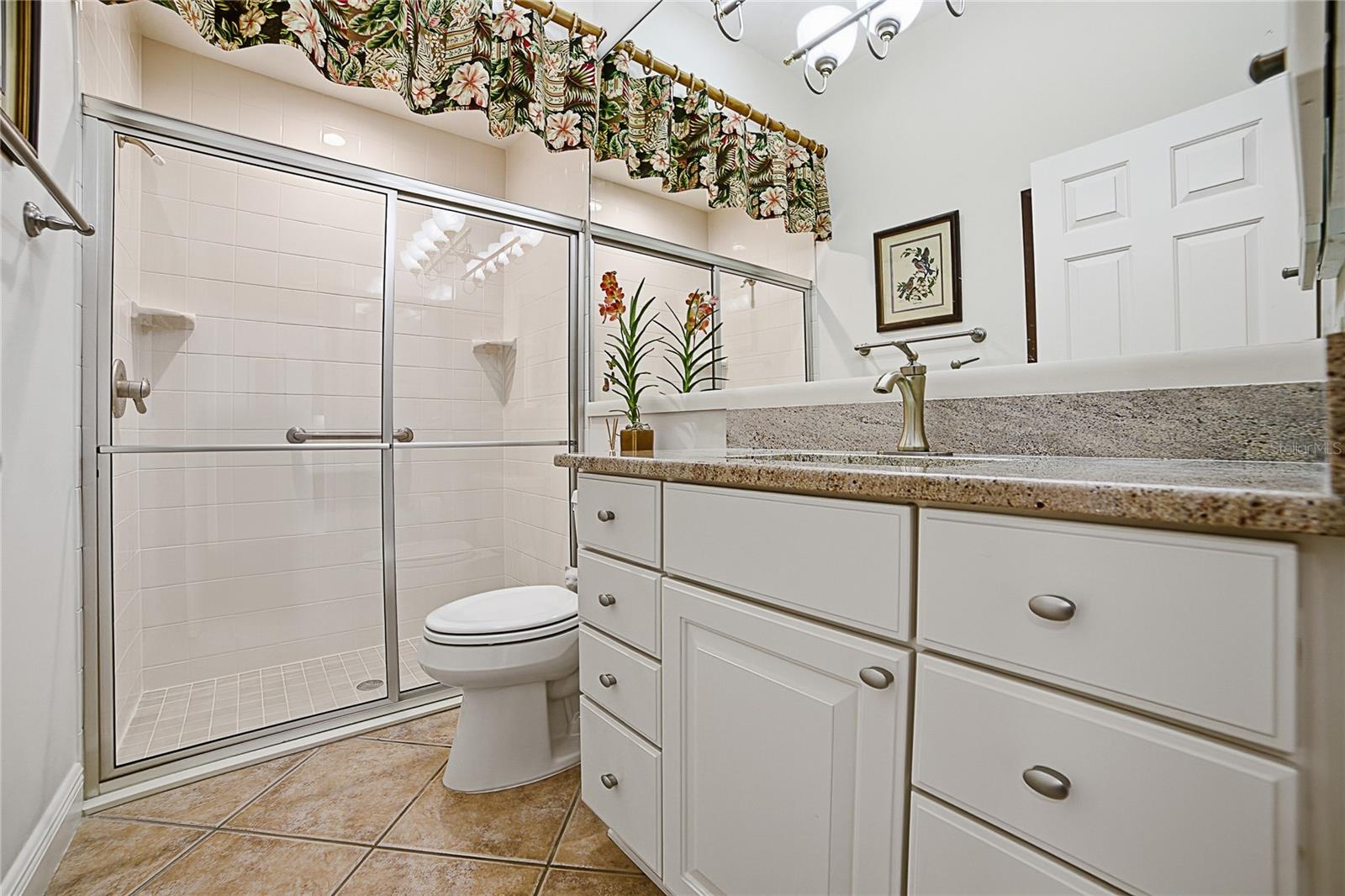 1832 HARTFORD PATH, THE VILLAGES, FL — photo 15