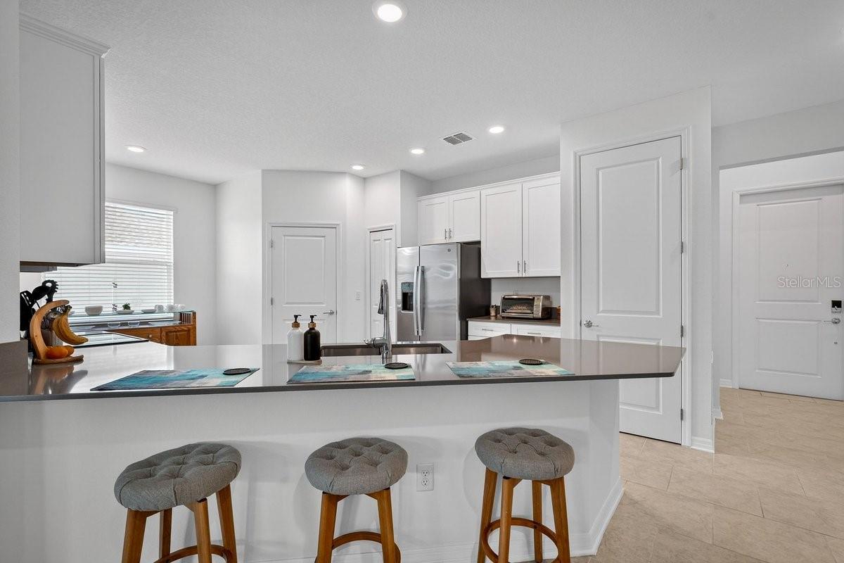 2607 HOPTREE LN, EDGEWATER, FL — photo 2