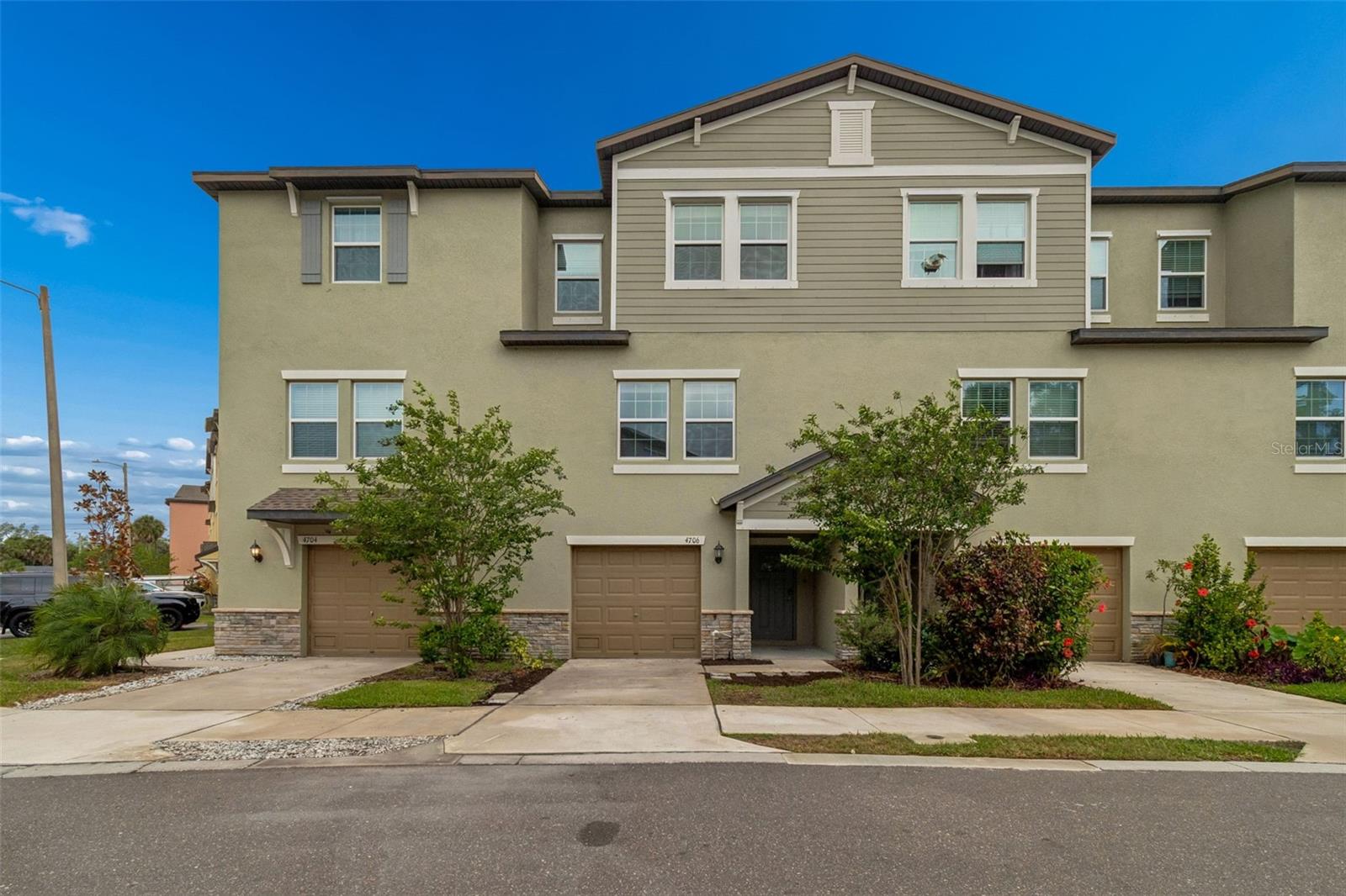 4706 TUSCAN LOON DR, TAMPA, FL
