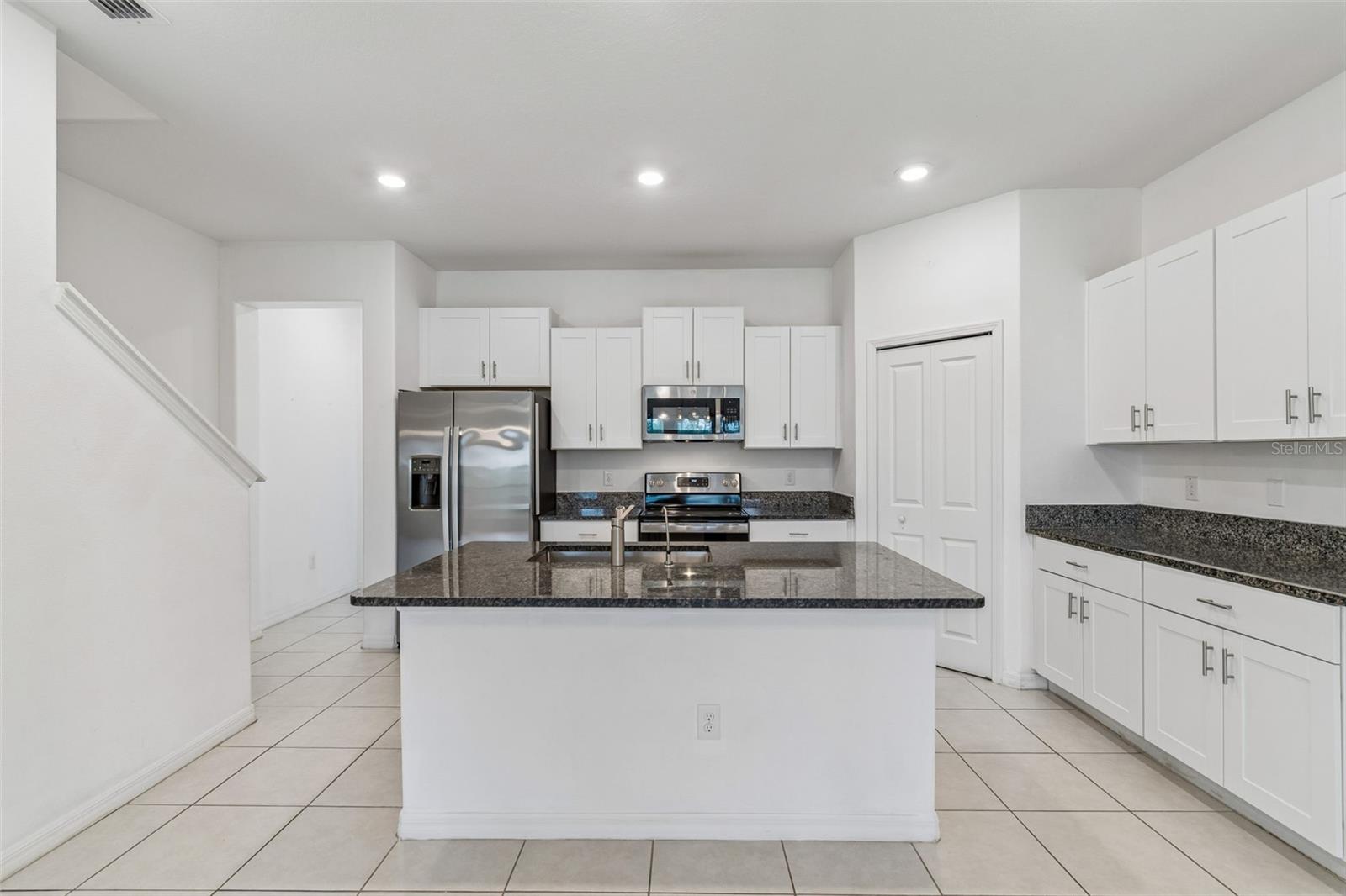 4706 TUSCAN LOON DR, TAMPA, FL — photo 13