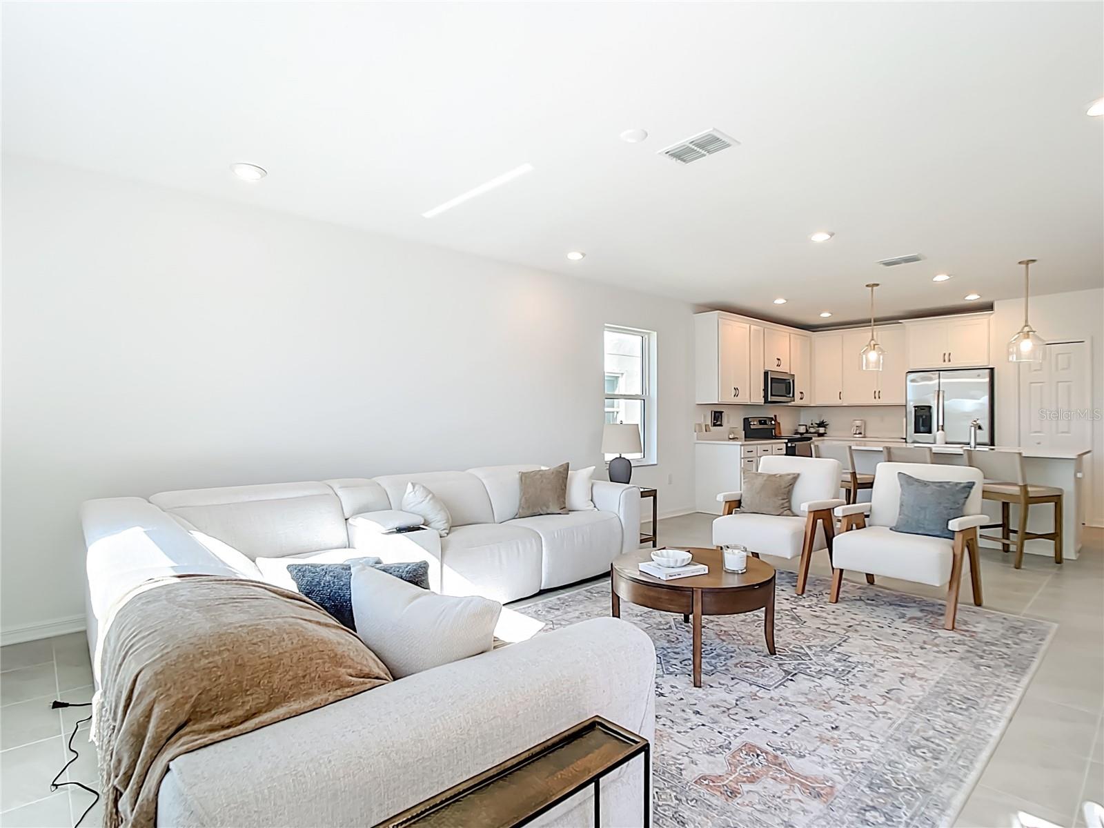 16863 FIESTA DR, PORT CHARLOTTE, FL — photo 5