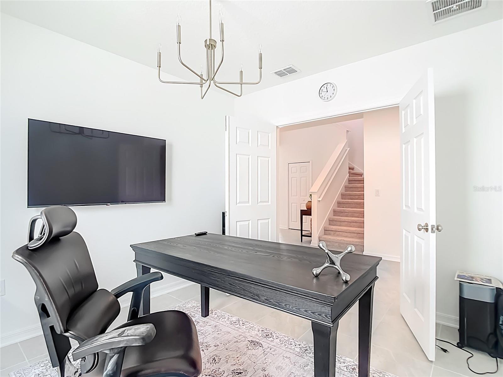 16863 FIESTA DR, PORT CHARLOTTE, FL — photo 9